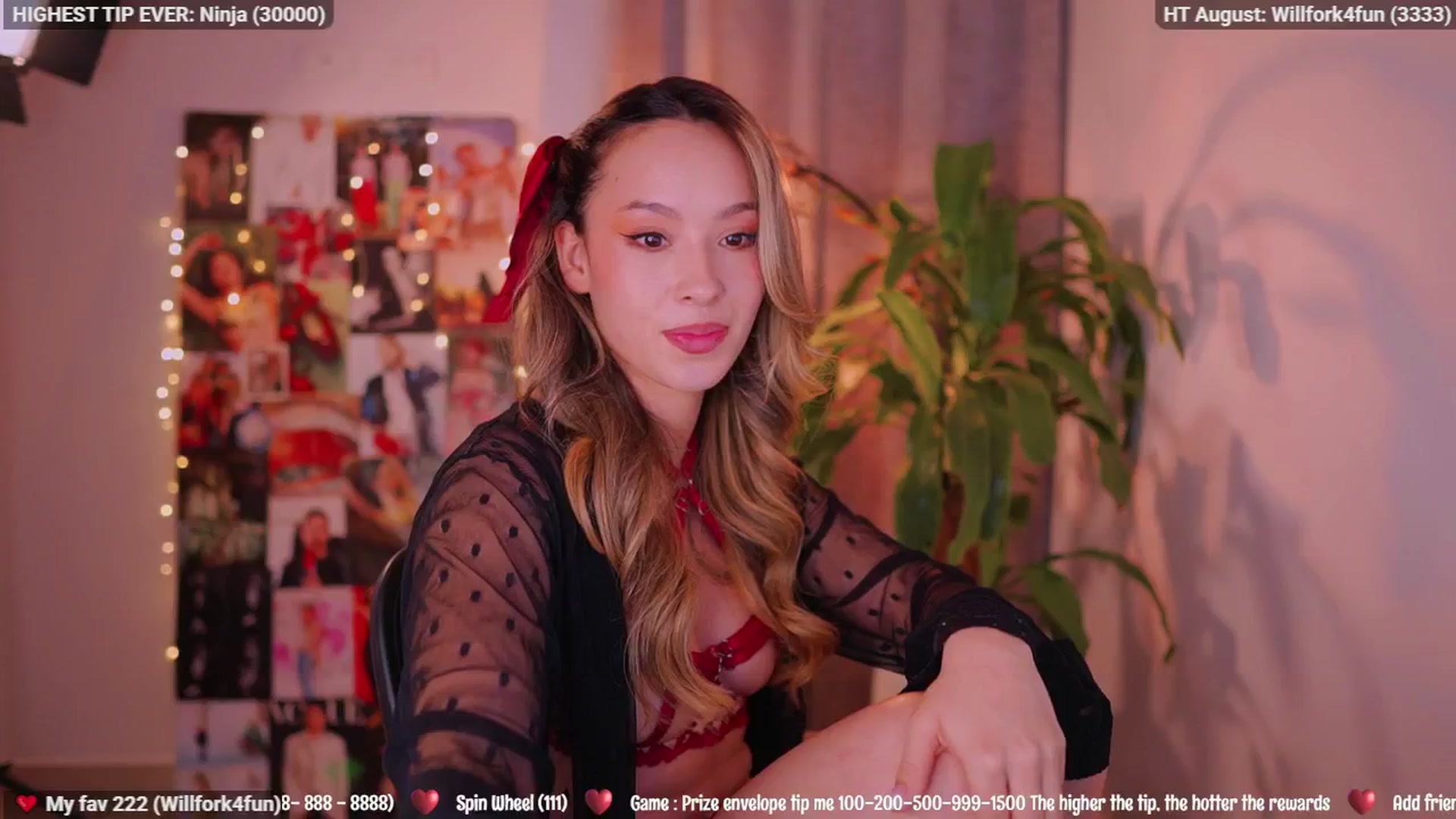 Gallery image thumbnail from AlejaBlonde's myfreecams stream on, 08/18/2025, 03:31 image 6 of 20