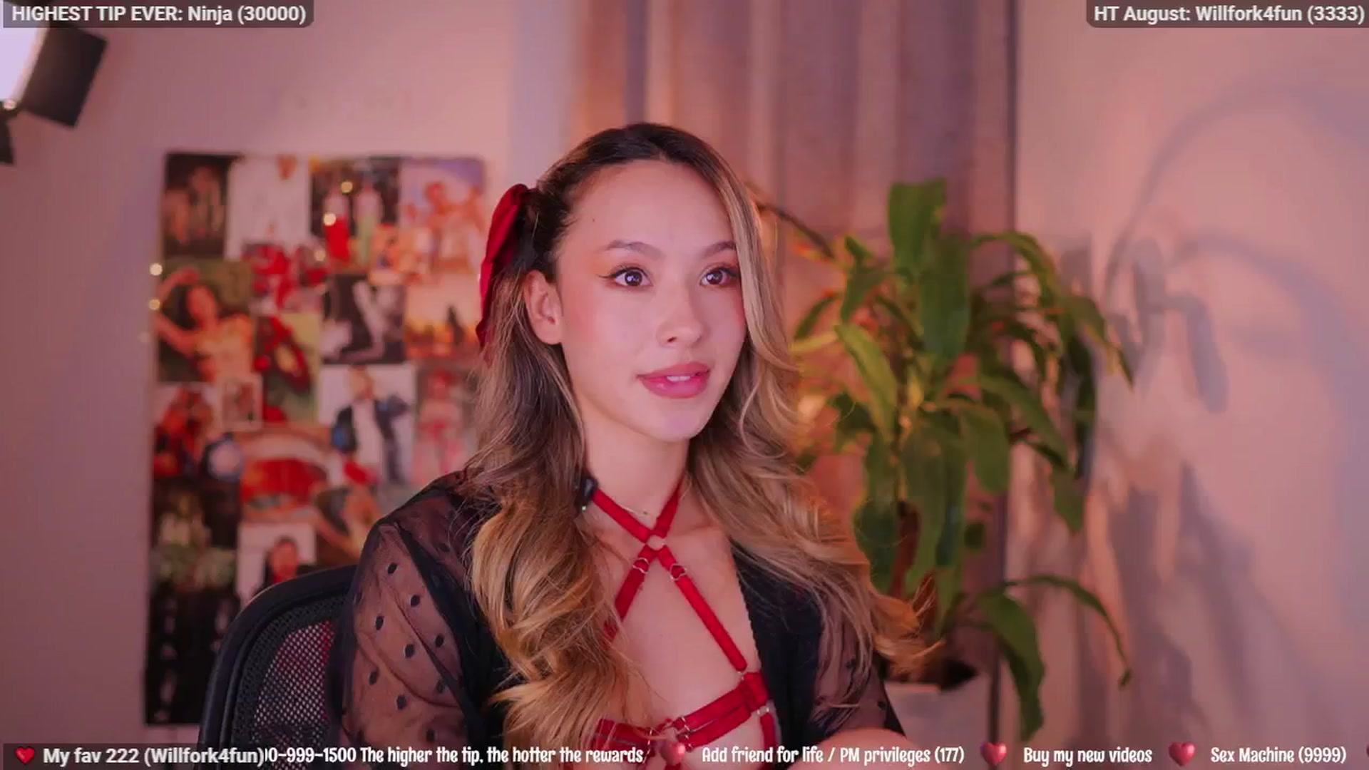 Gallery image thumbnail from AlejaBlonde's myfreecams stream on, 08/18/2025, 03:31 image 12 of 20