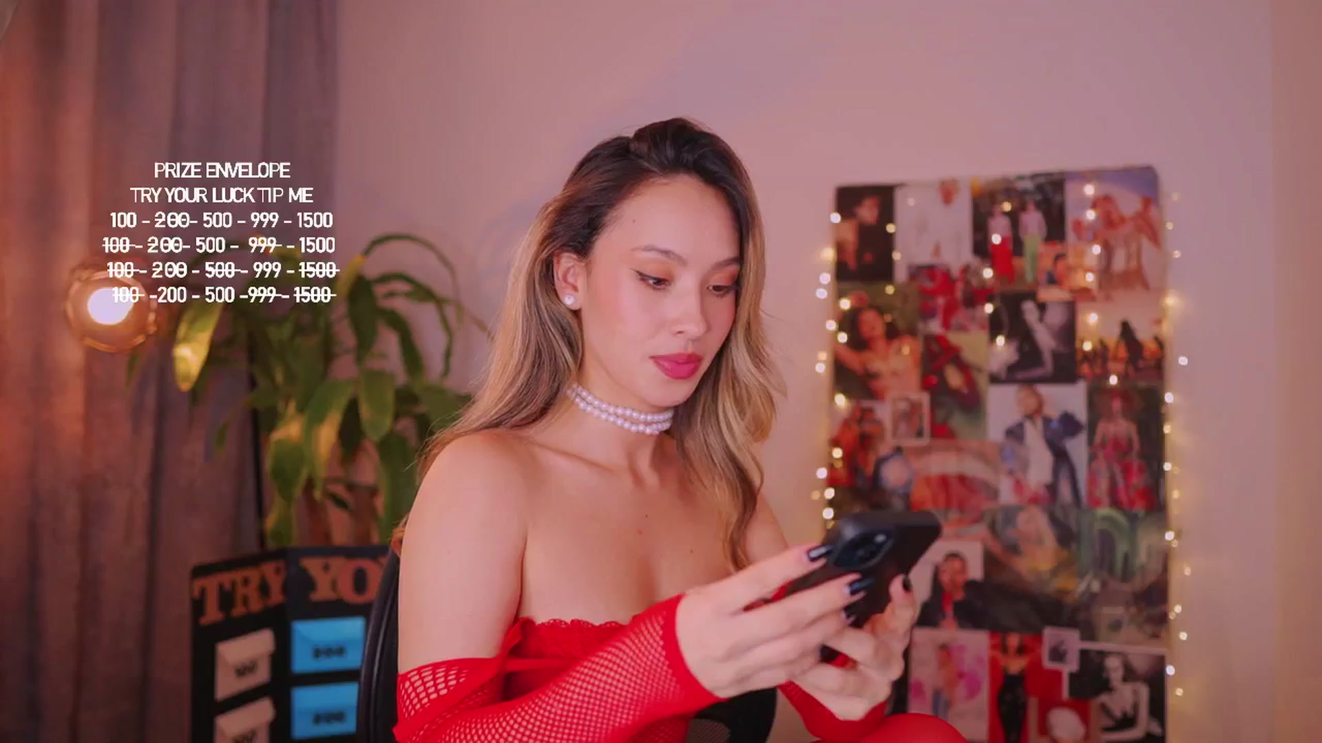 Gallery image thumbnail from AlejaBlonde's myfreecams stream on, 10/22/2025, 03:45 image 15 of 20