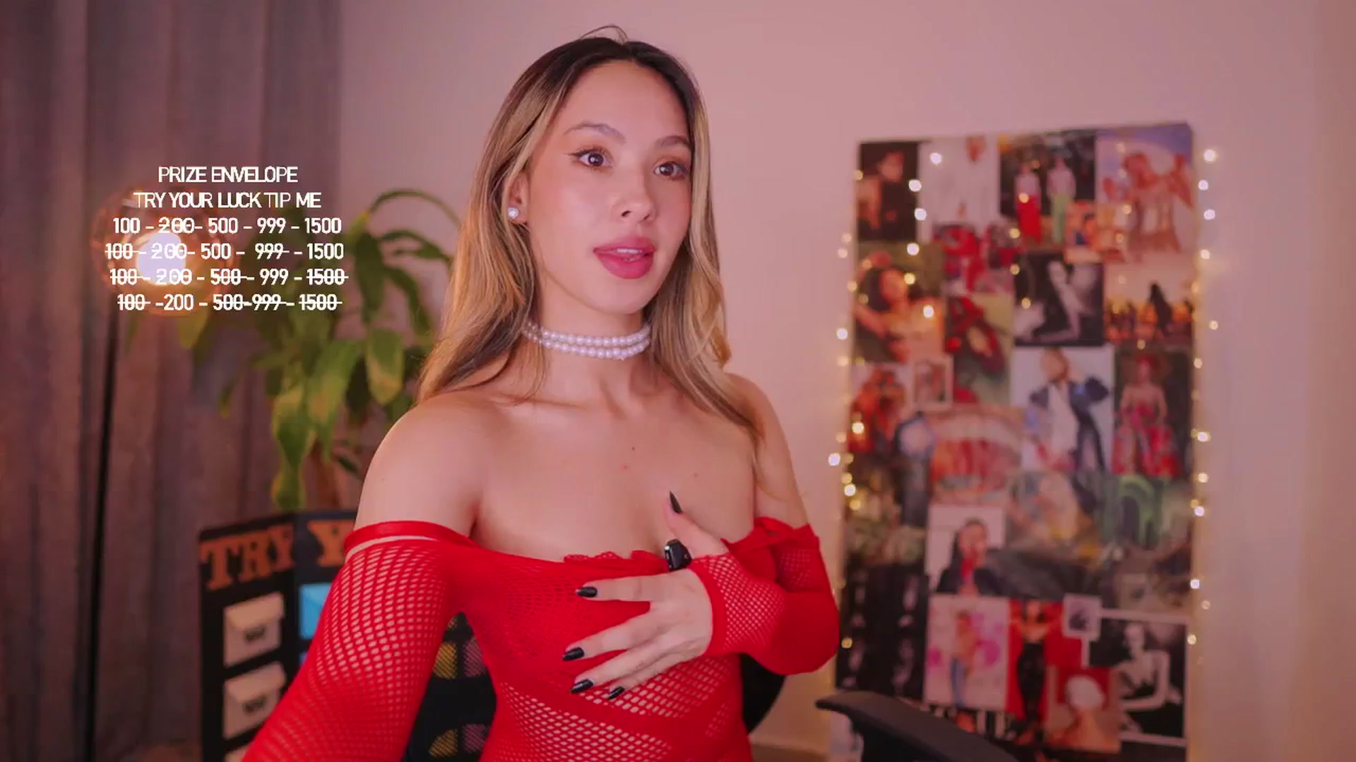 Gallery image thumbnail from AlejaBlonde's myfreecams stream on, 10/22/2025, 06:49 image 1 of 20