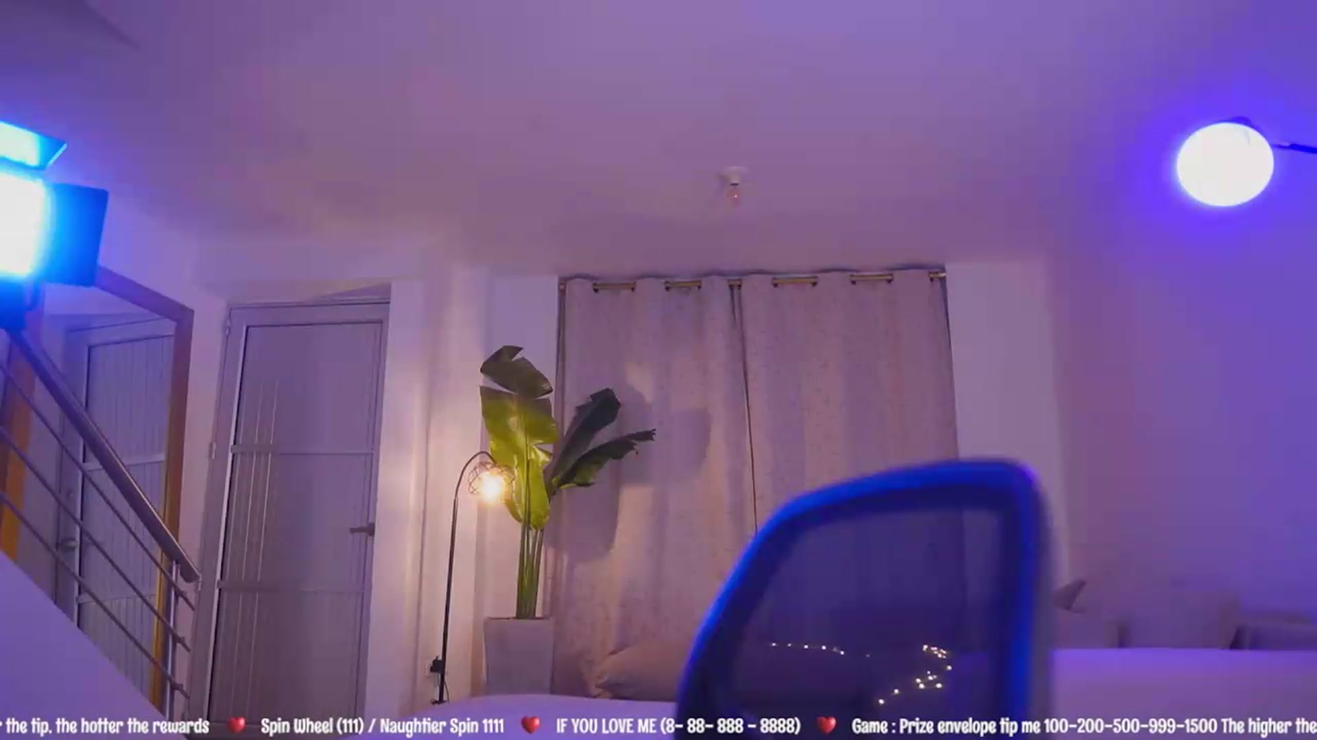Gallery image thumbnail from AlejaBlonde's myfreecams stream on, 05/31/2026, 02:43 image 14 of 20