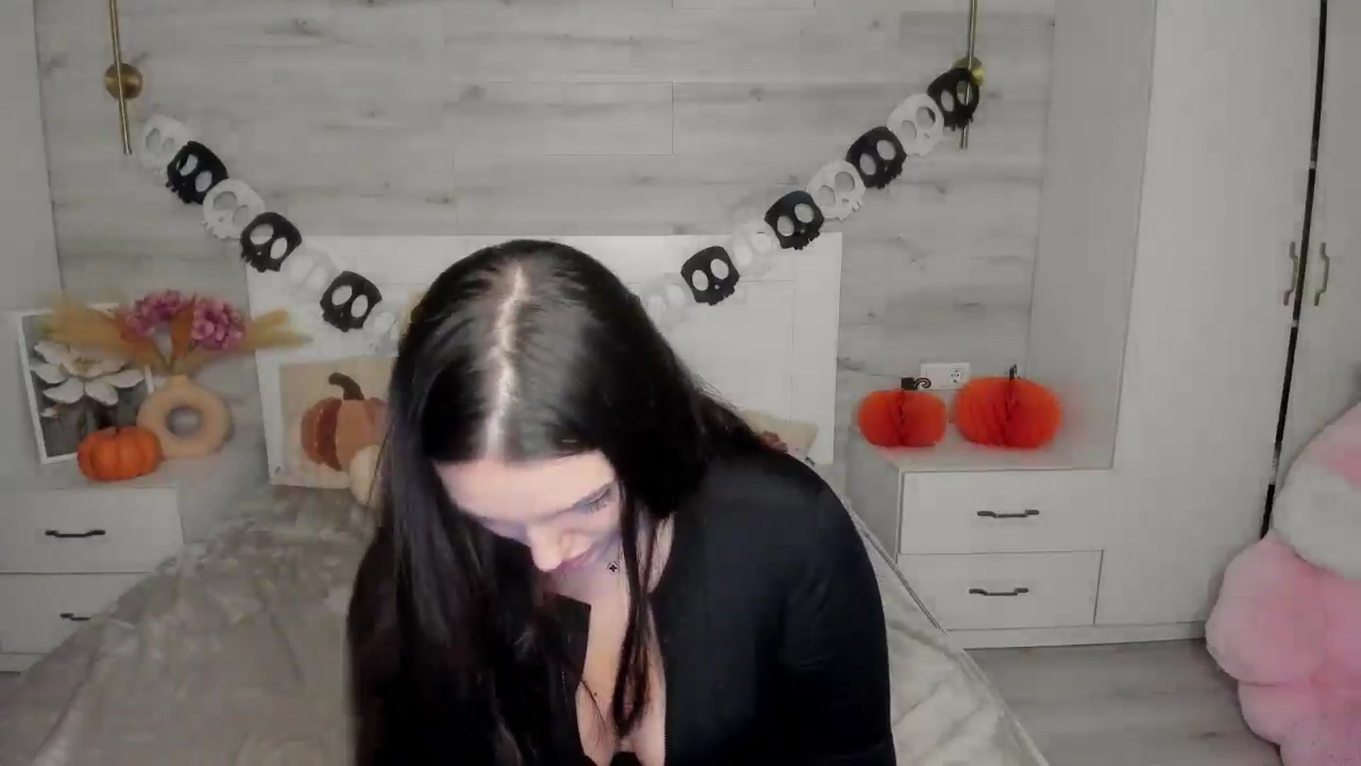 Gallery image thumbnail from AlejaRey's myfreecams stream on, 11/07/2025, 10:05 image 16 of 20