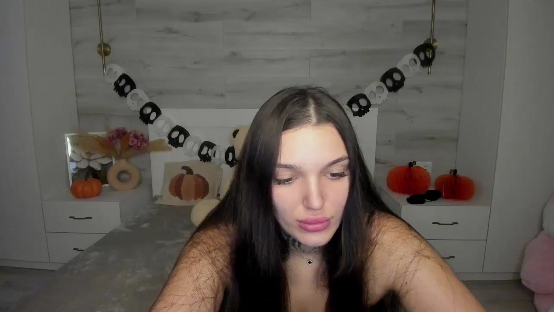 Gallery image thumbnail from AlejaRey's myfreecams stream on, 11/12/2025, 09:57 image 4 of 20