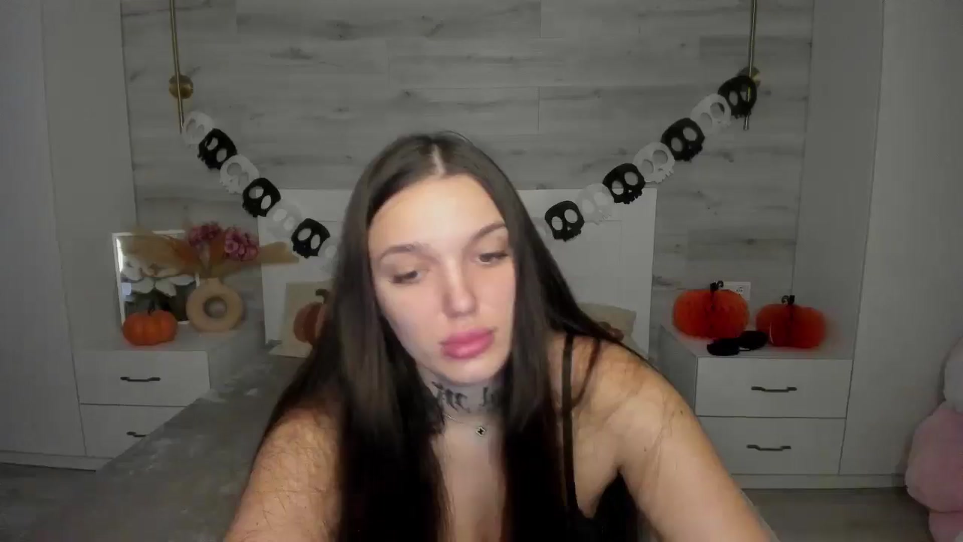Gallery image thumbnail from AlejaRey's myfreecams stream on, 11/12/2025, 09:57 image 11 of 20