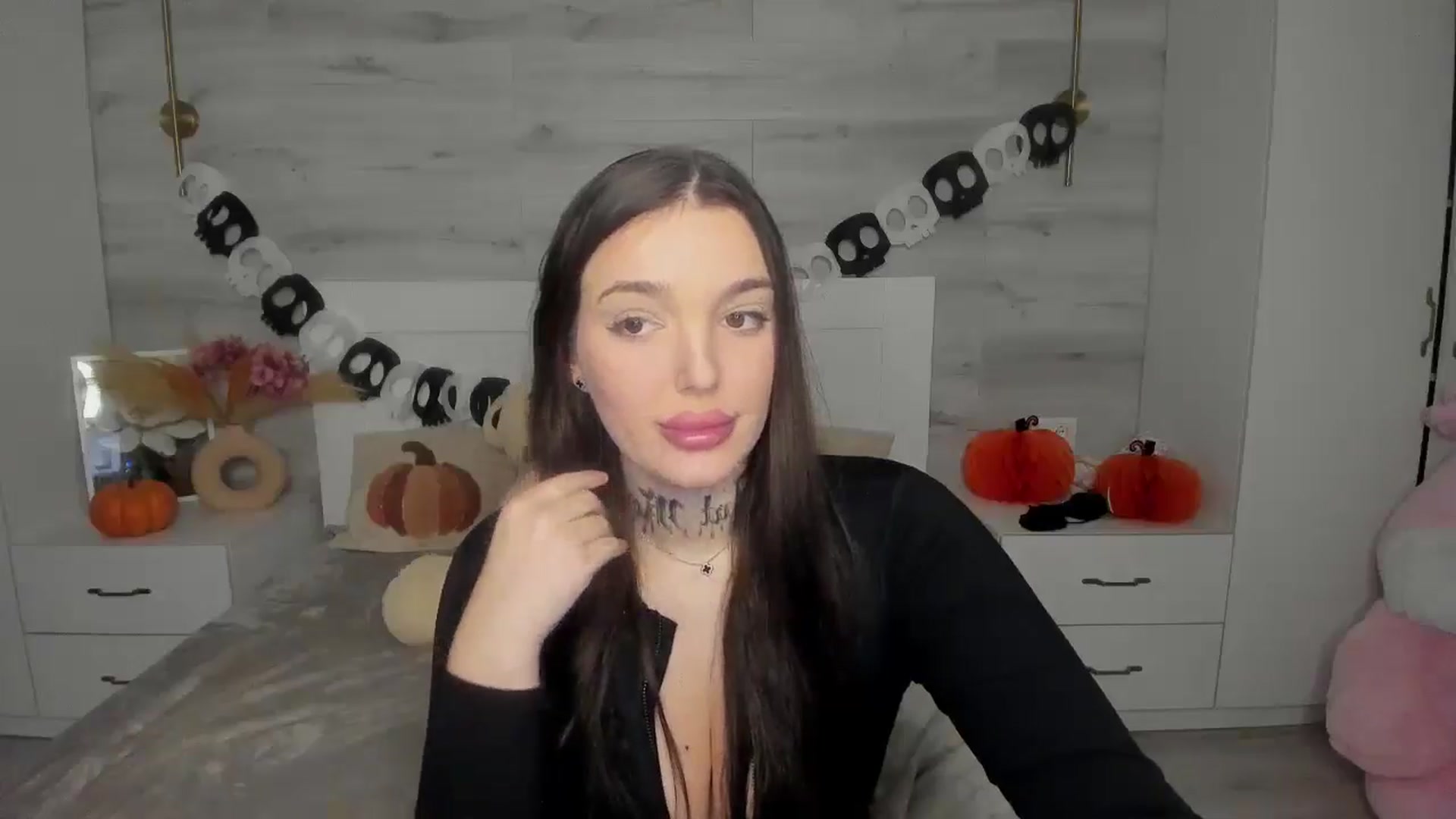 Gallery image thumbnail from AlejaRey's myfreecams stream on, 11/14/2025, 08:44 image 19 of 20