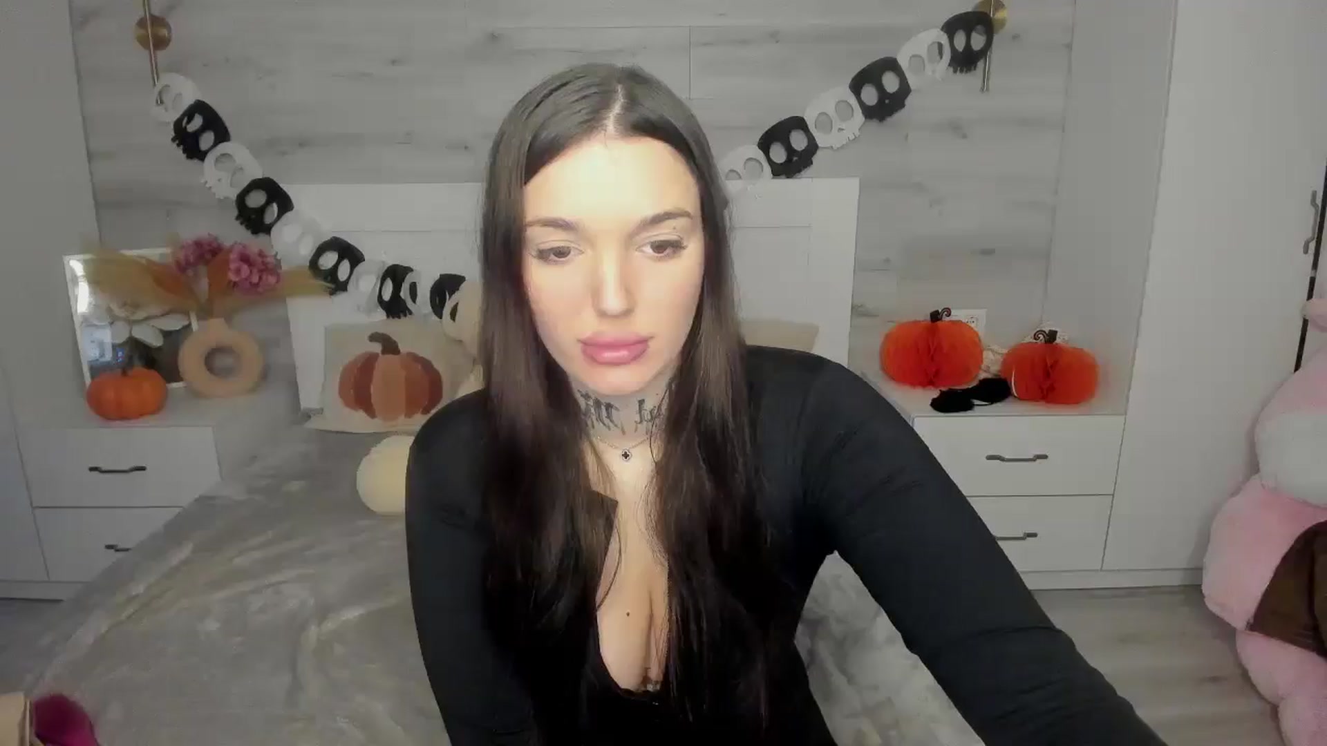 Gallery image thumbnail from AlejaRey's myfreecams stream on, 11/14/2025, 09:38 image 19 of 20