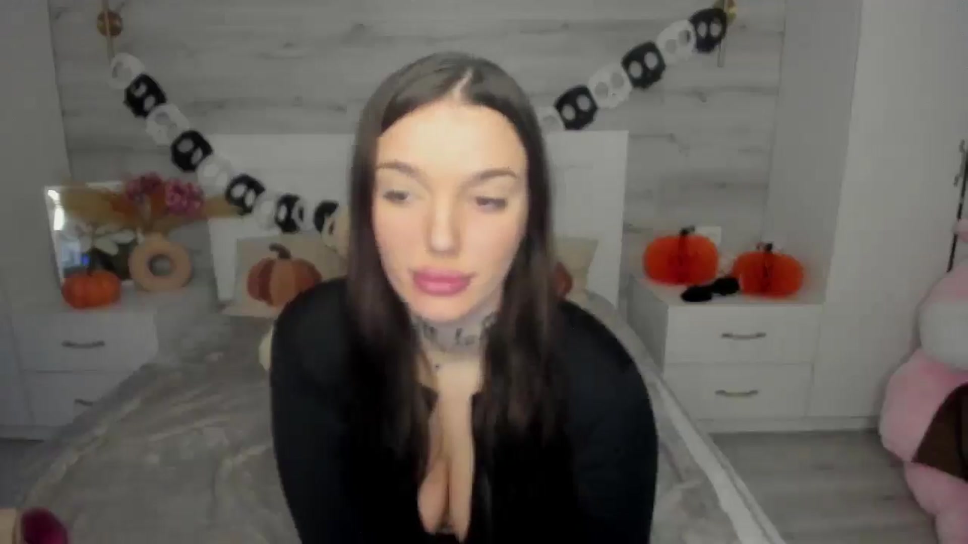 Gallery image thumbnail from AlejaRey's myfreecams stream on, 11/14/2025, 09:38 image 18 of 20