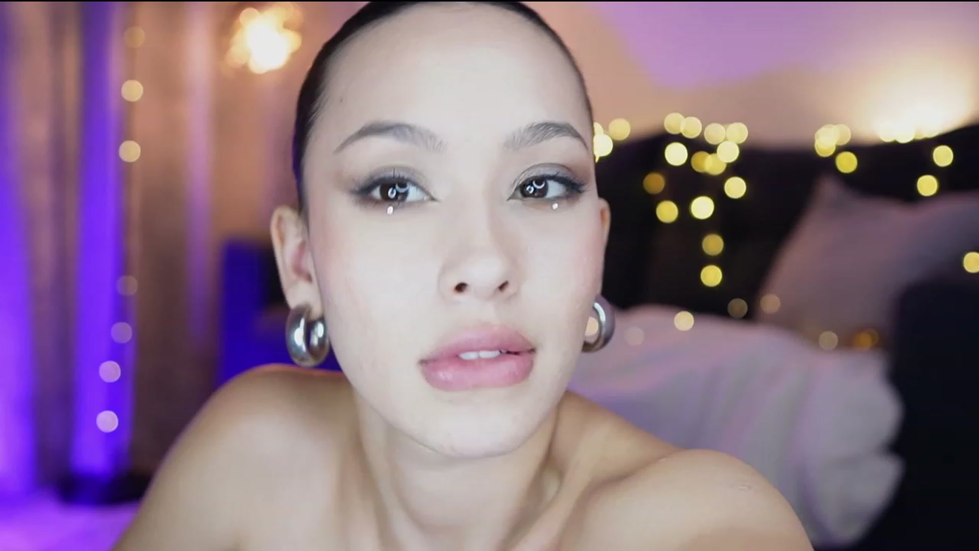 Gallery image thumbnail from AlejaVibe's myfreecams stream on, 01/04/2024, 05:11 image 4 of 20