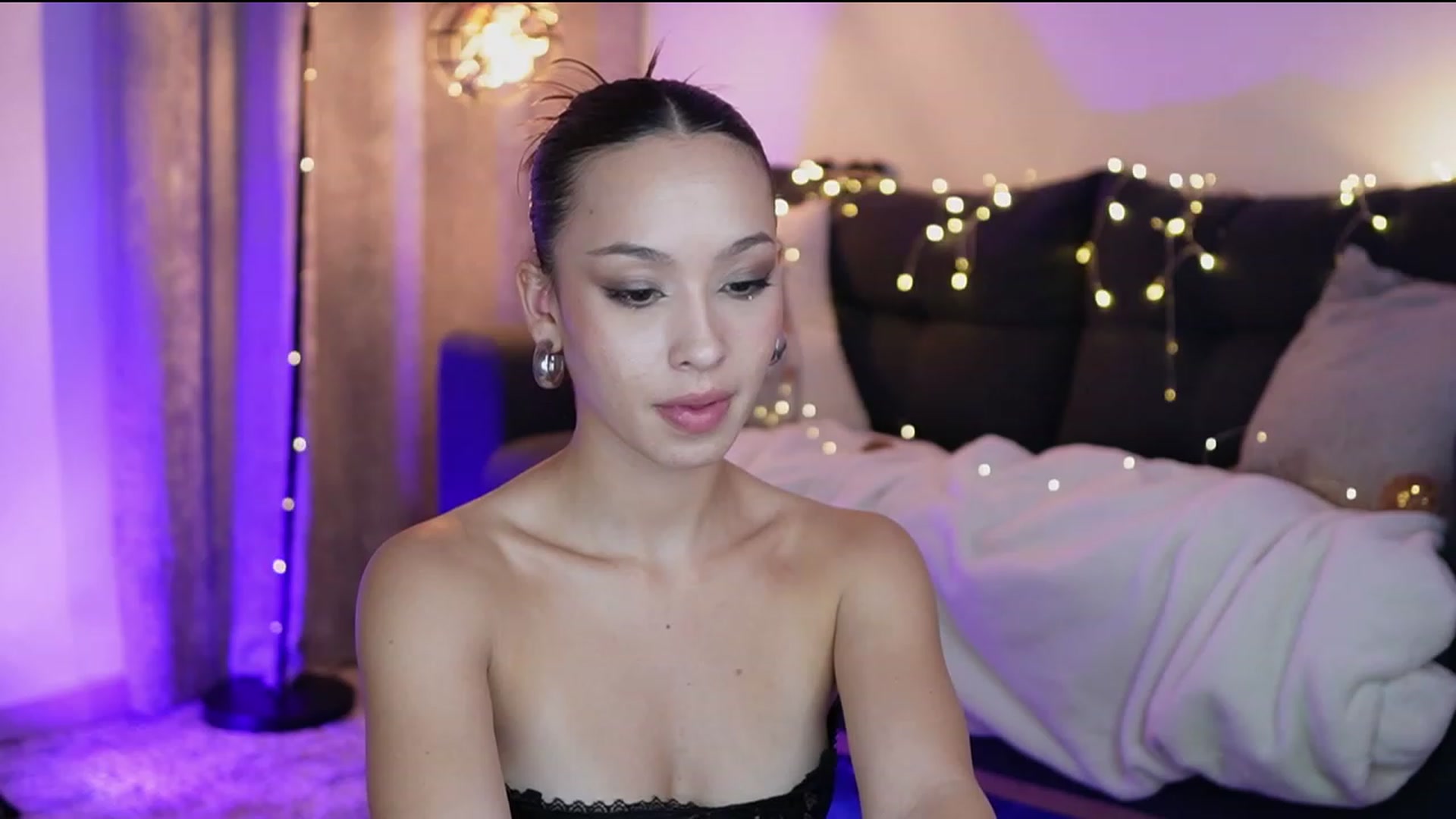 Gallery image thumbnail from AlejaVibe's myfreecams stream on, 01/04/2024, 05:11 image 17 of 20