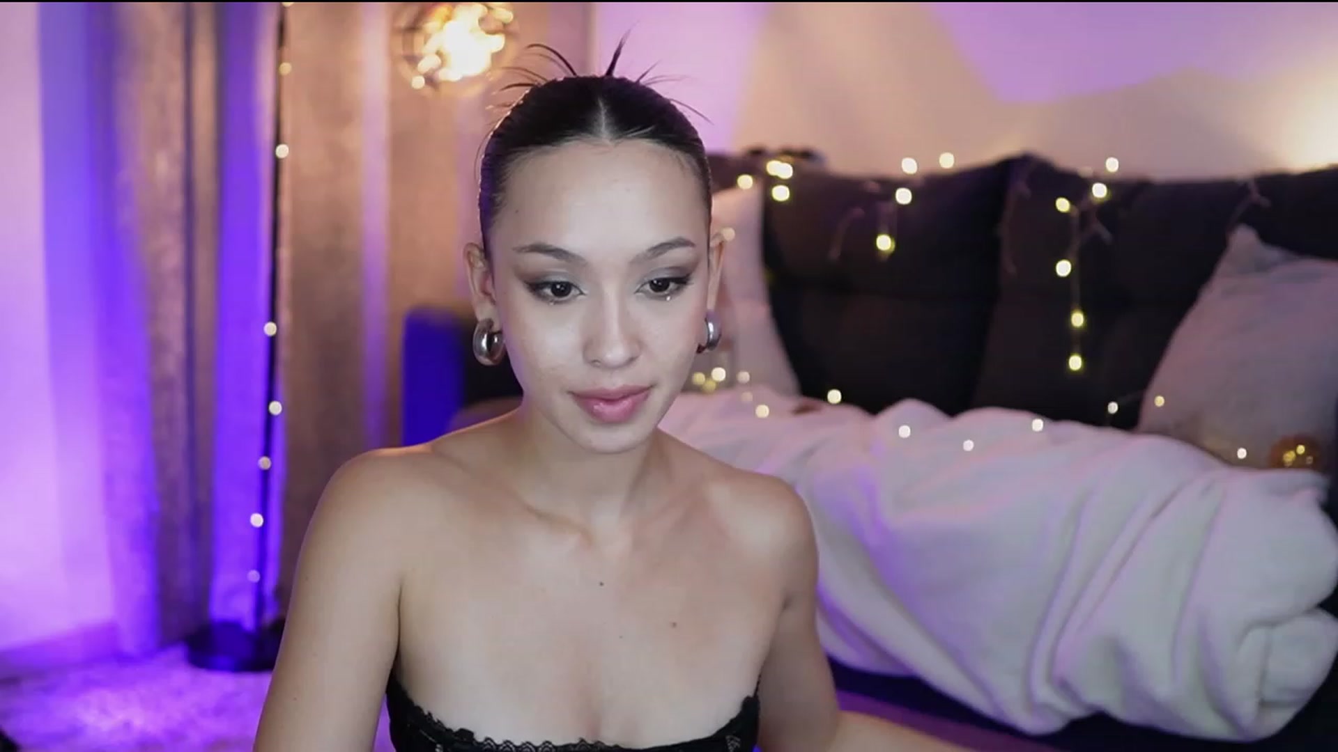 Gallery image thumbnail from AlejaVibe's myfreecams stream on, 01/04/2024, 05:11 image 15 of 20