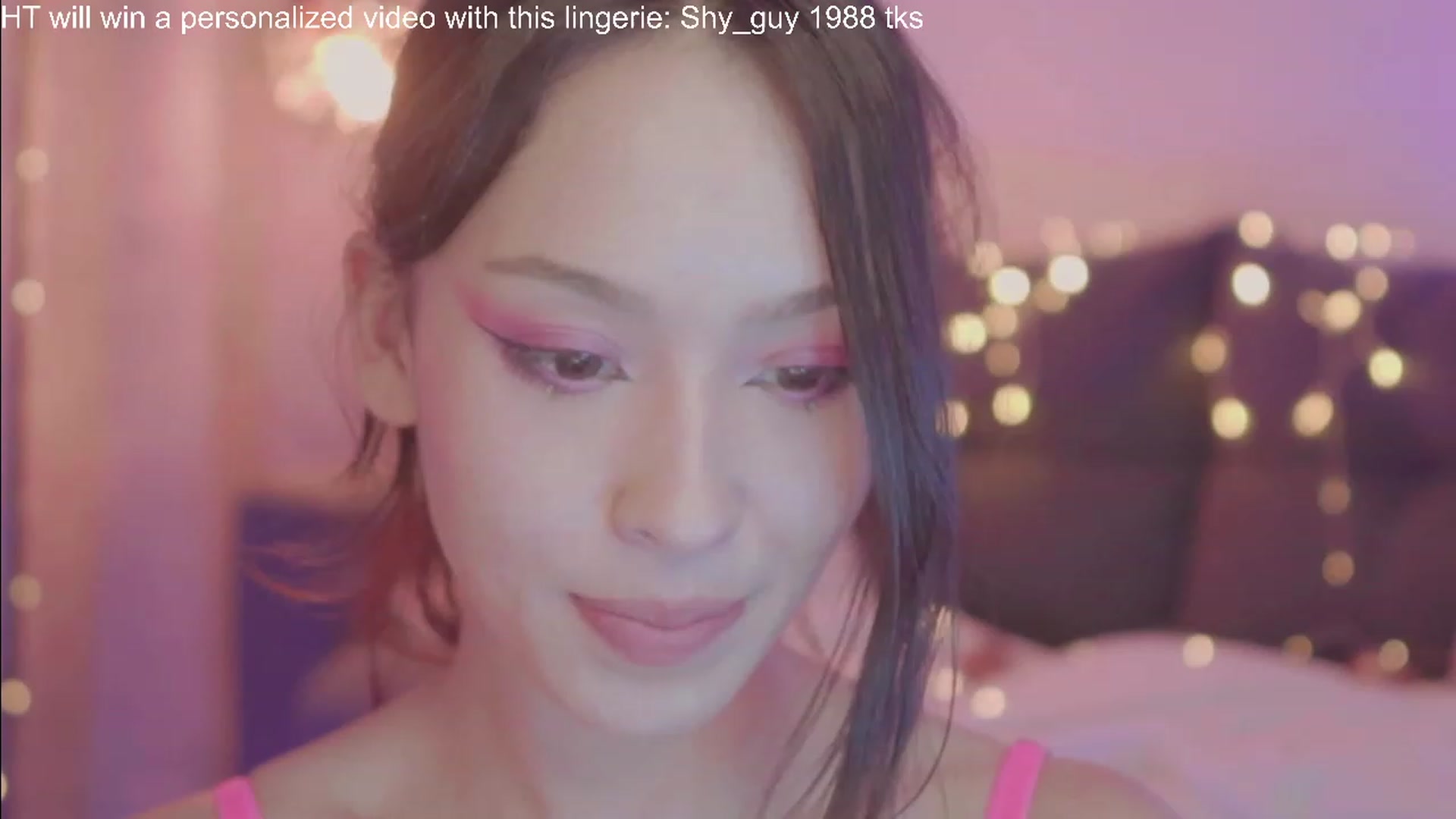 Gallery image thumbnail from AlejaVibe's myfreecams stream on, 01/06/2024, 08:28 image 13 of 20