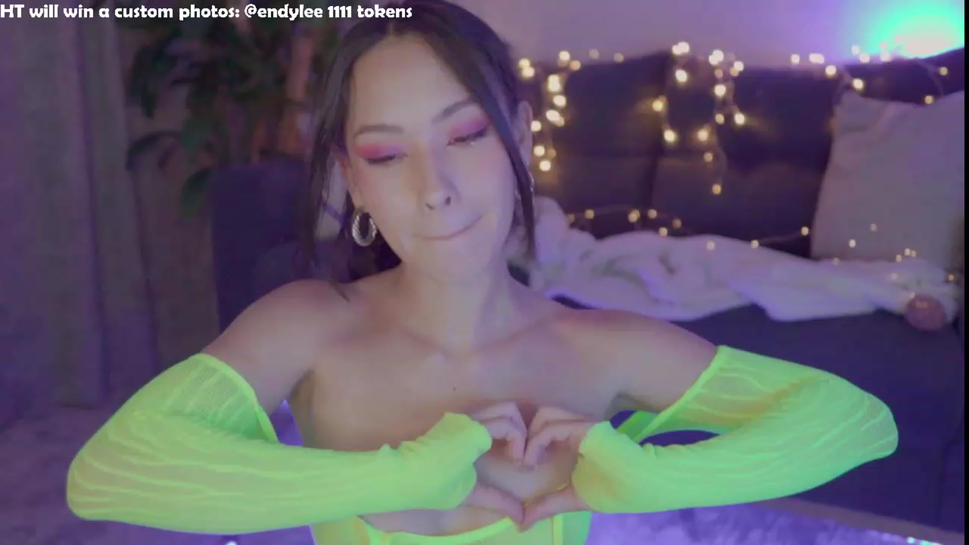 Gallery image thumbnail from AlejaVibe's myfreecams stream on, 01/07/2024, 06:05 image 11 of 20