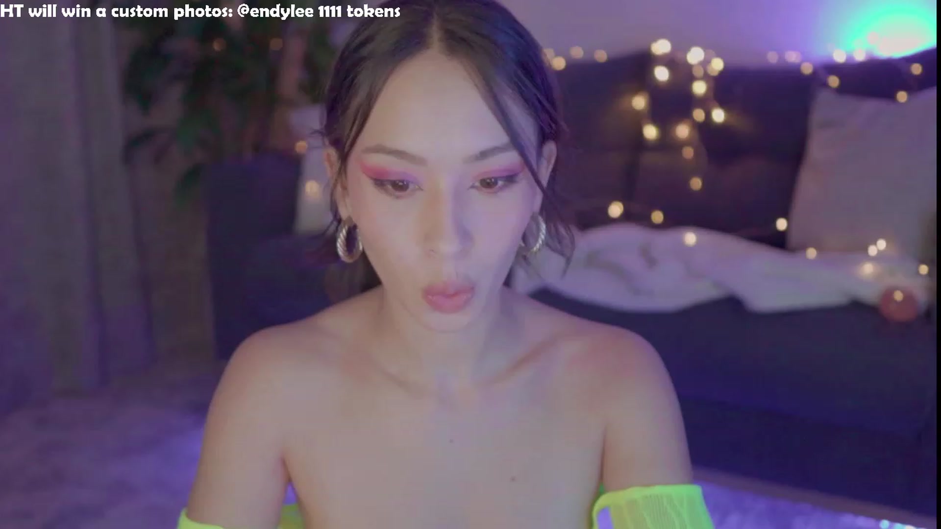 Gallery image thumbnail from AlejaVibe's myfreecams stream on, 01/07/2024, 06:05 image 20 of 20