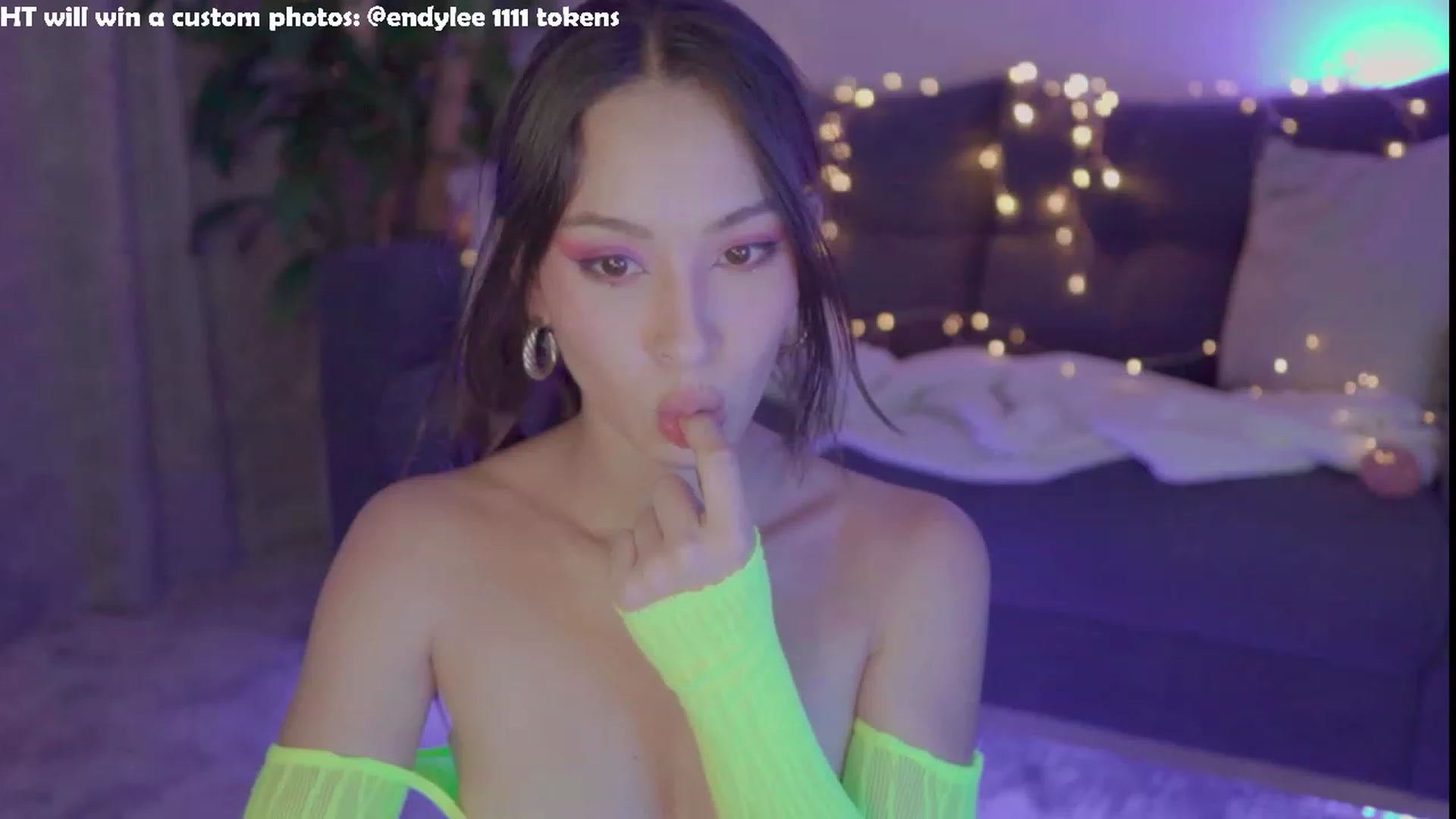 Gallery image thumbnail from AlejaVibe's myfreecams stream on, 01/07/2024, 06:05 image 13 of 20