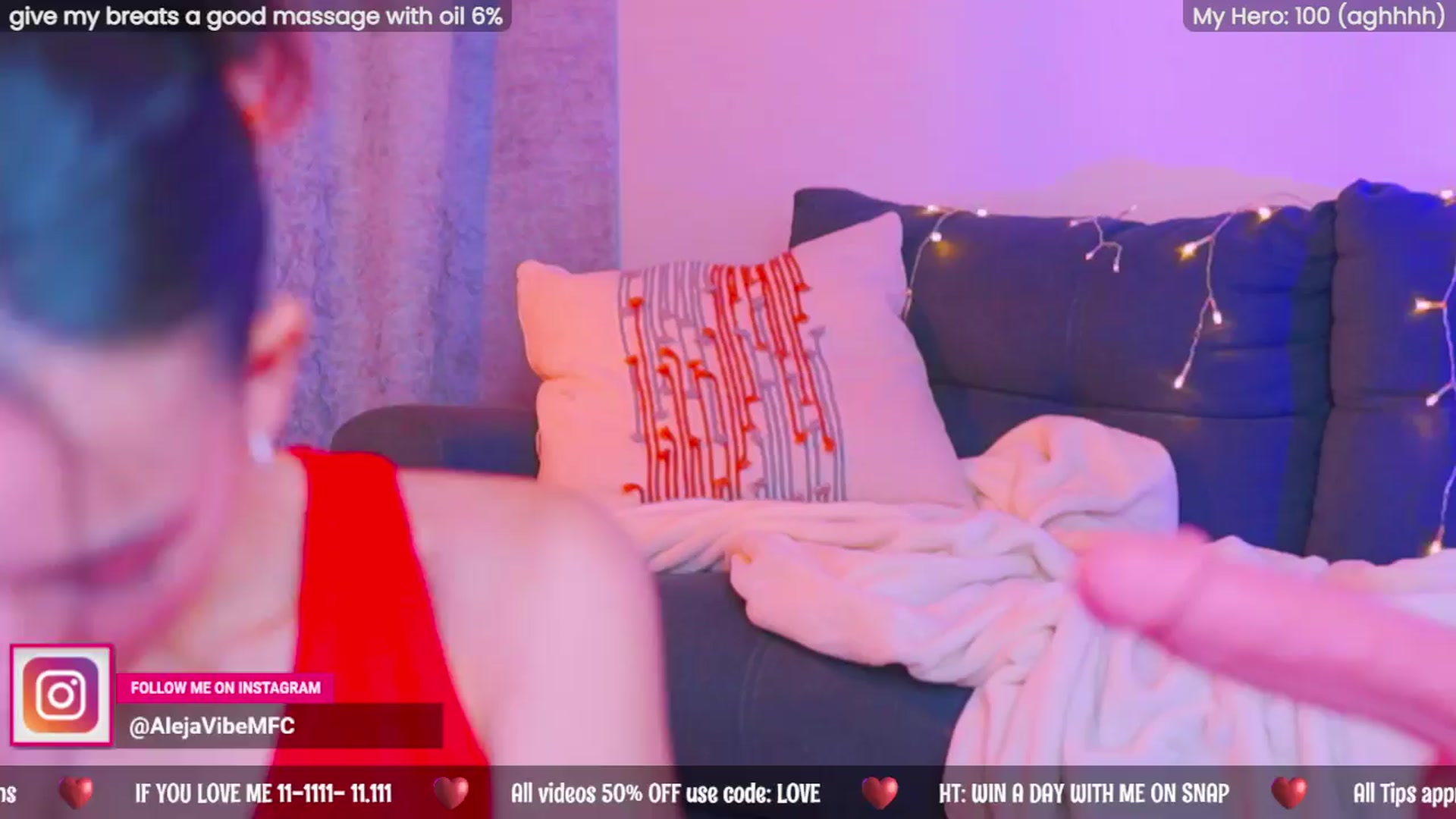 Gallery image thumbnail from AlejaVibe's myfreecams stream on, 04/10/2024, 08:00 image 15 of 20