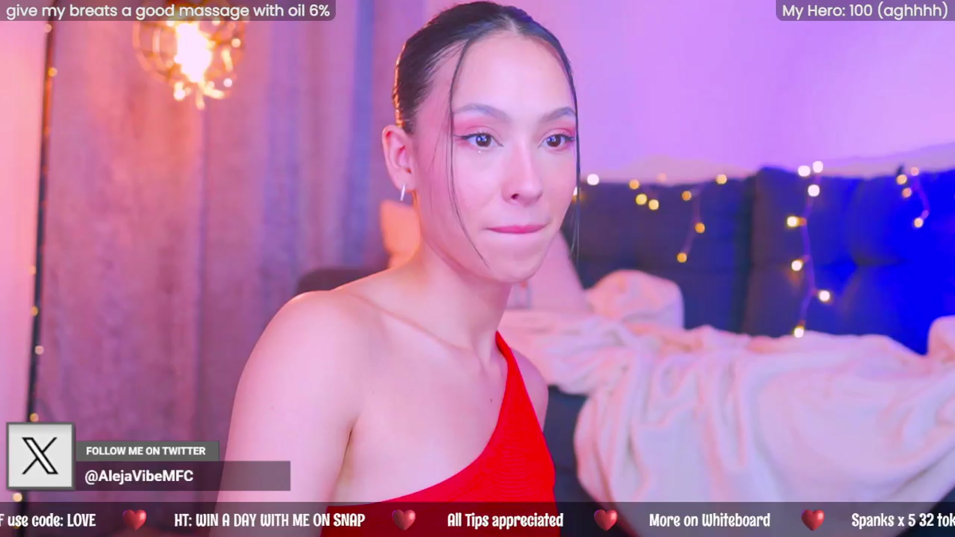 Gallery image thumbnail from AlejaVibe's myfreecams stream on, 04/10/2024, 08:00 image 18 of 20