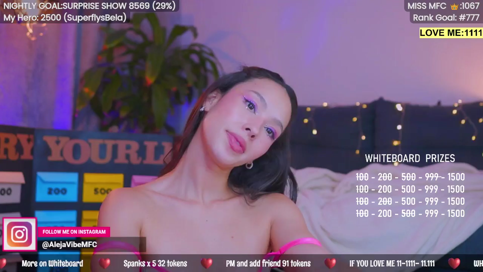 Gallery image thumbnail from AlejaVibe's myfreecams stream on, 04/14/2024, 08:43 image 15 of 20