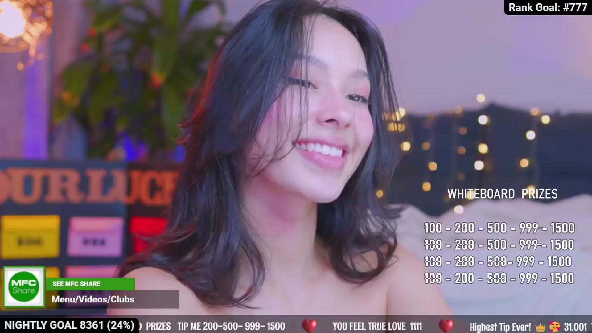 Gallery image thumbnail from AlejaVibe's myfreecams stream on, 04/15/2024, 05:19 image 15 of 20