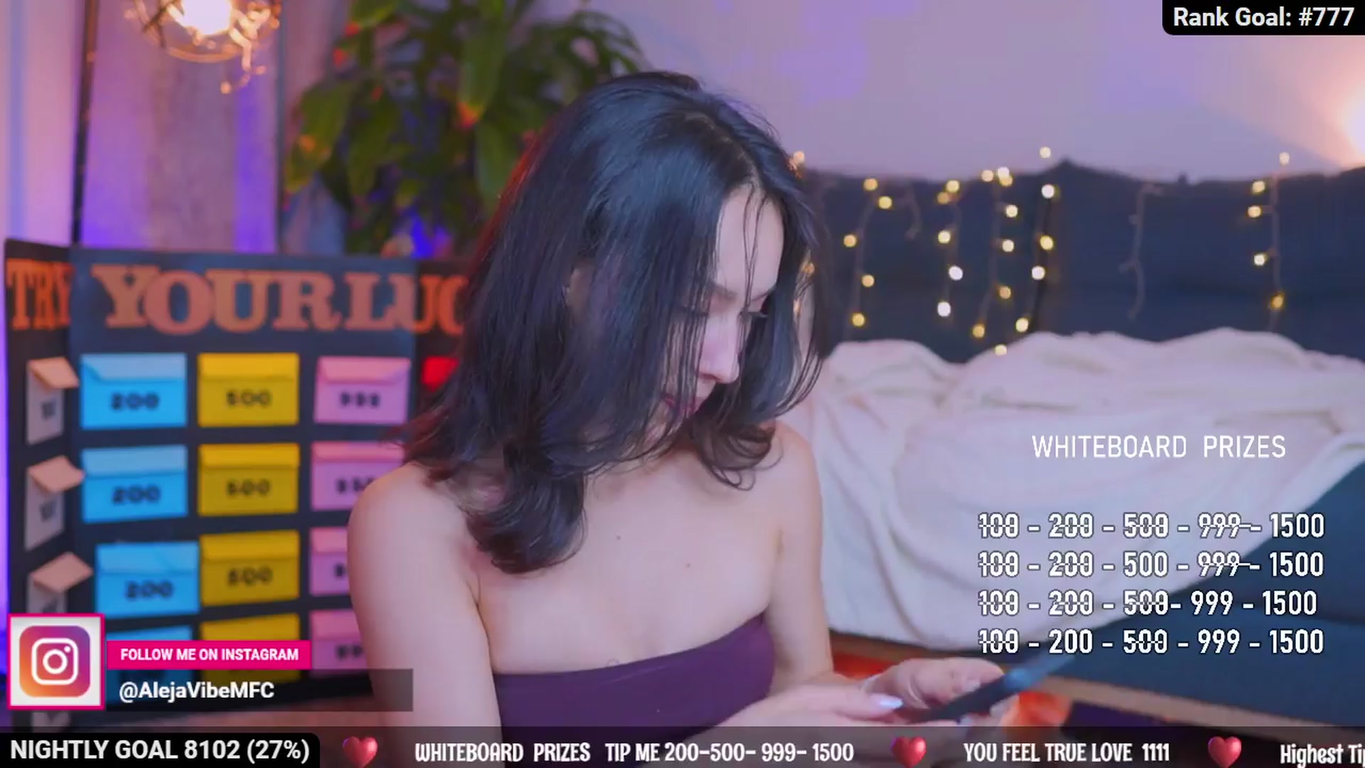 Gallery image thumbnail from AlejaVibe's myfreecams stream on, 04/15/2024, 05:19 image 18 of 20