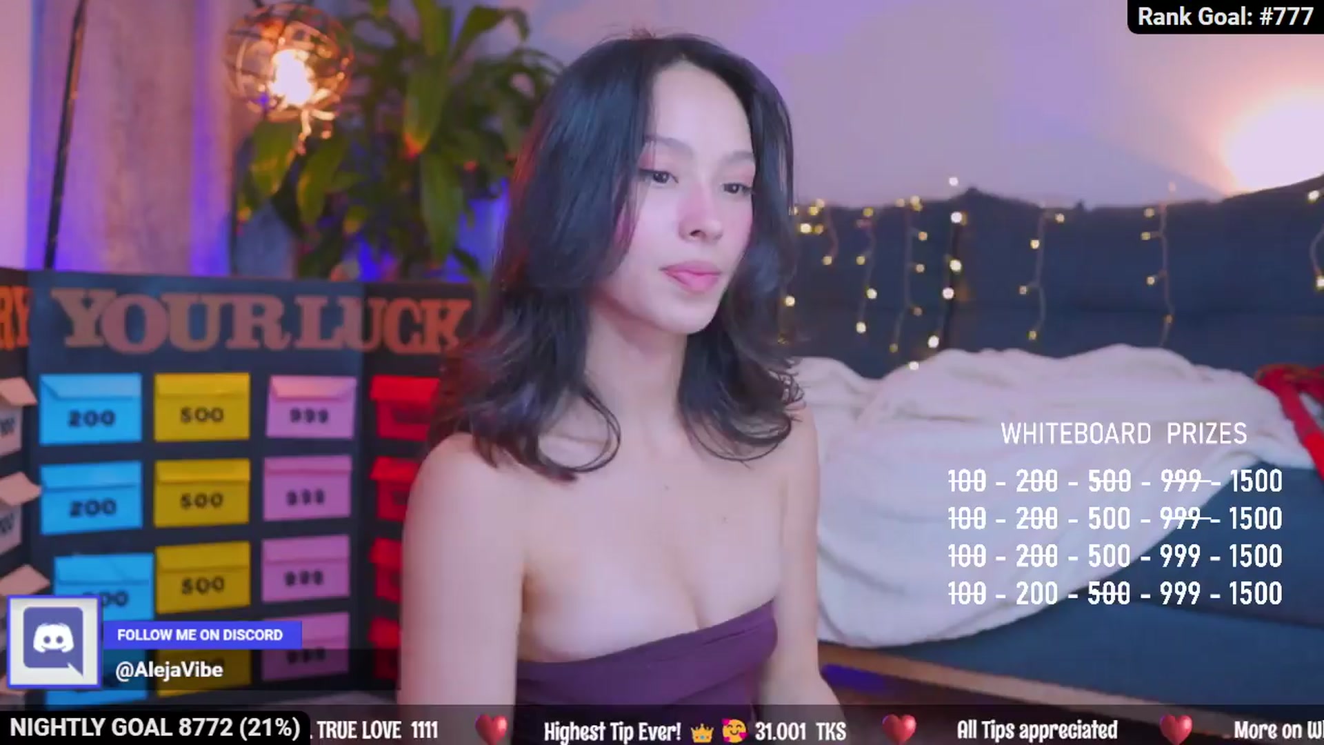 Gallery image thumbnail from AlejaVibe's myfreecams stream on, 04/15/2024, 05:19 image 7 of 20