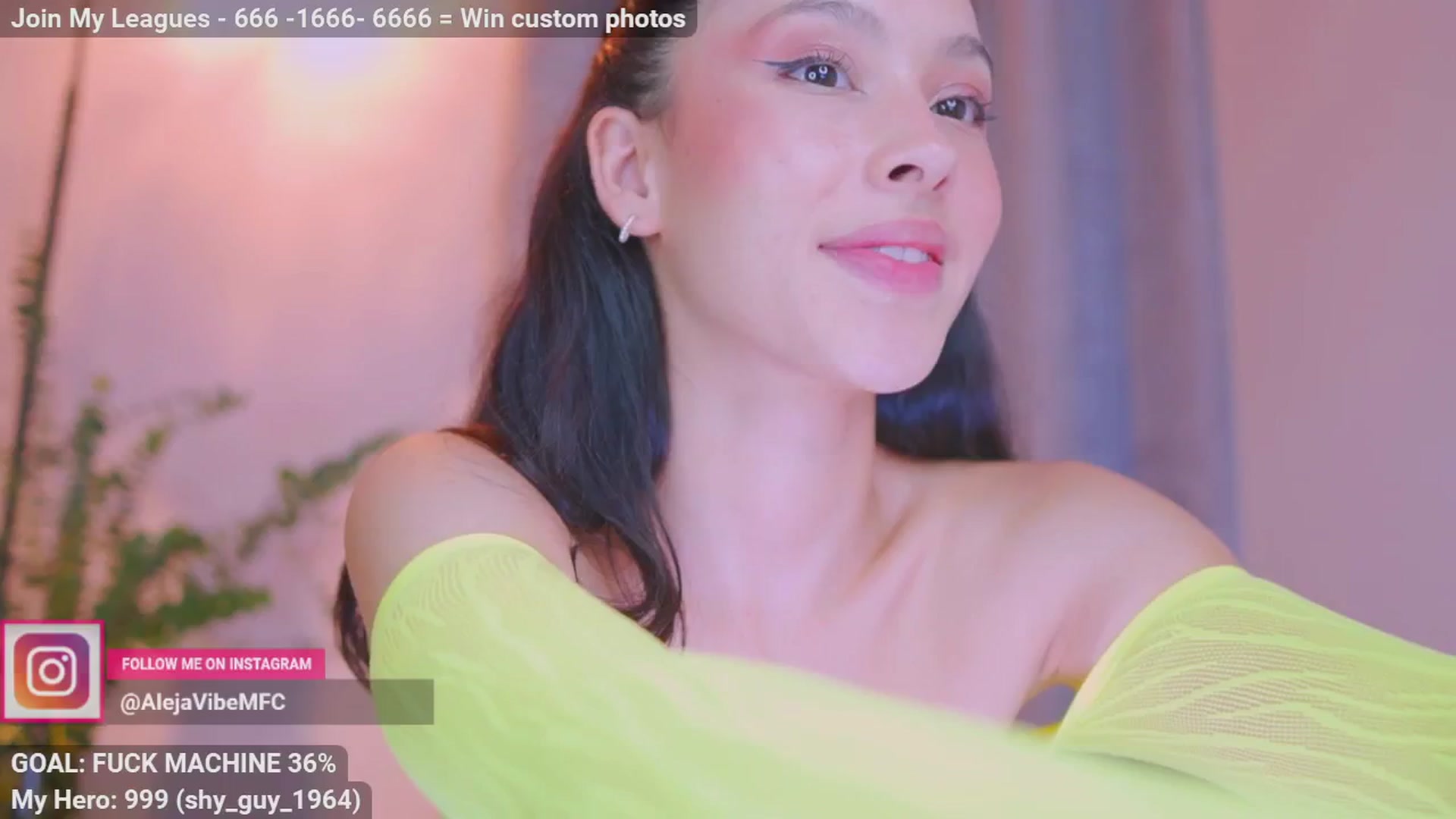Gallery image thumbnail from AlejaVibe's myfreecams stream on, 05/26/2024, 09:21 image 19 of 20