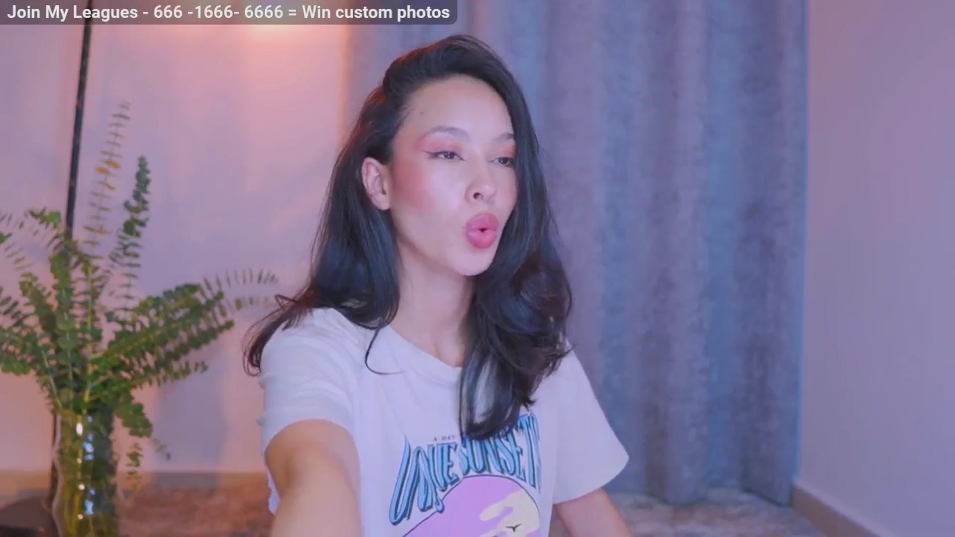 Gallery image thumbnail from AlejaVibe's myfreecams stream on, 05/28/2024, 18:32 image 14 of 20
