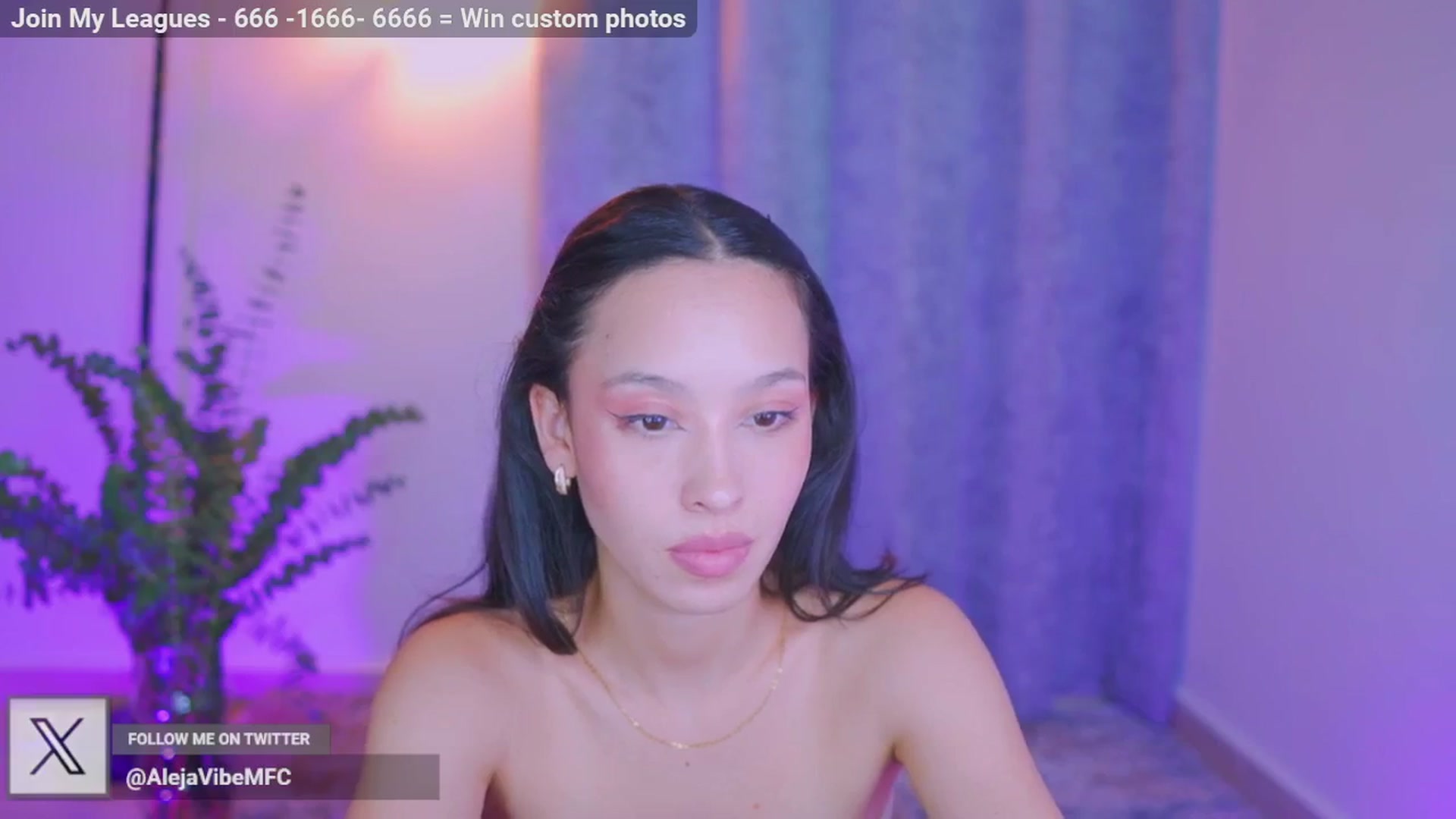 Gallery image thumbnail from AlejaVibe's myfreecams stream on, 05/28/2024, 23:39 image 14 of 20