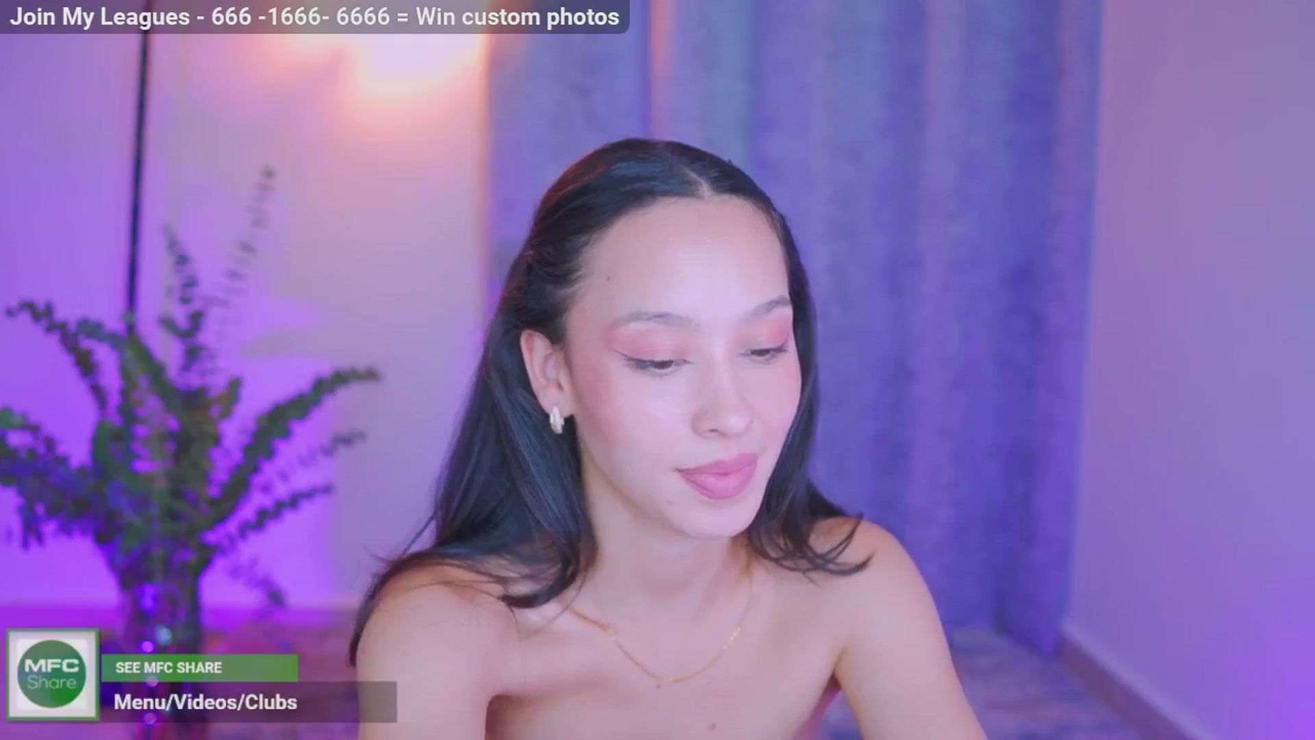 Gallery image thumbnail from AlejaVibe's myfreecams stream on, 05/28/2024, 23:39 image 13 of 20