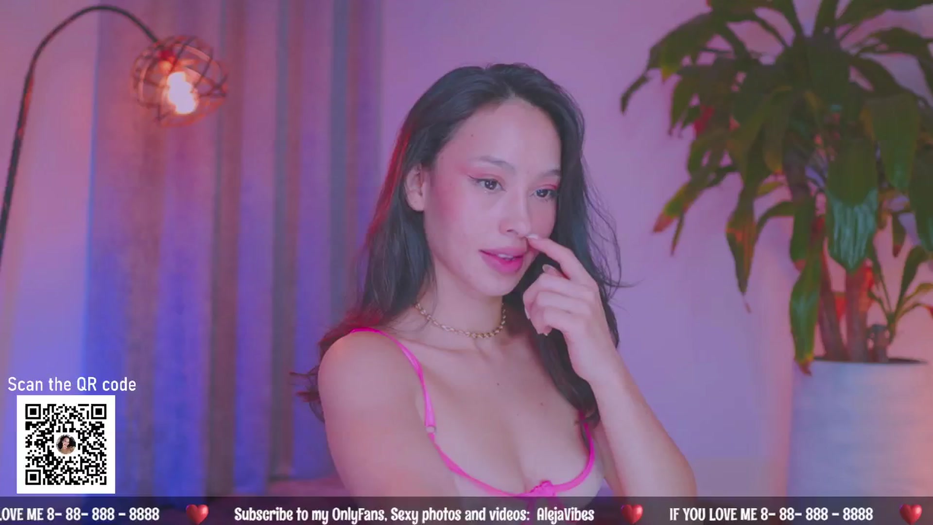 Gallery image thumbnail from AlejaVibe's myfreecams stream on, 07/17/2024, 20:17 image 1 of 20