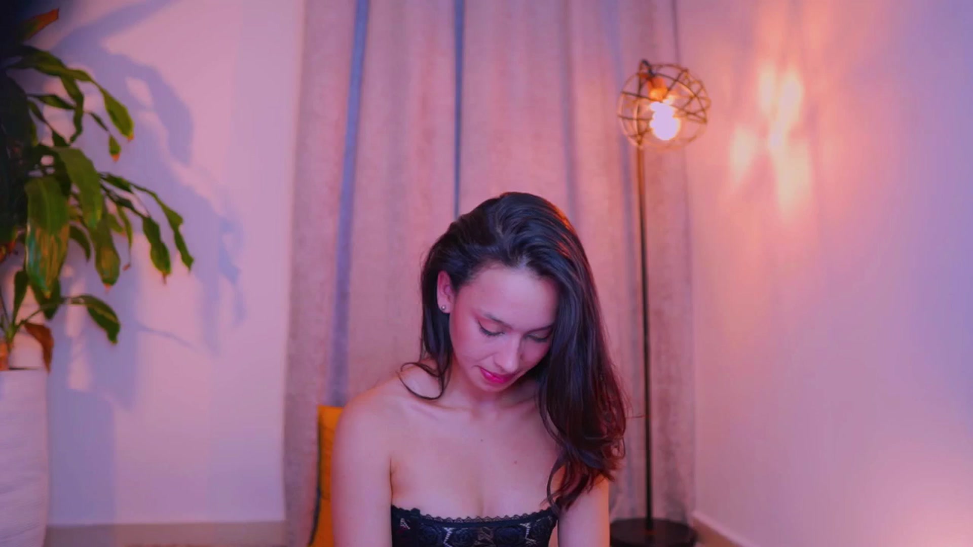 Gallery image thumbnail from AlejaVibe's myfreecams stream on, 07/22/2024, 06:38 image 14 of 20