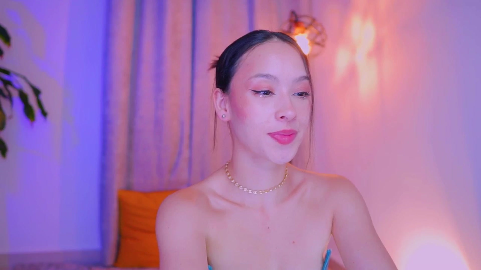 Gallery image thumbnail from AlejaVibe's myfreecams stream on, 07/23/2024, 08:32 image 7 of 20