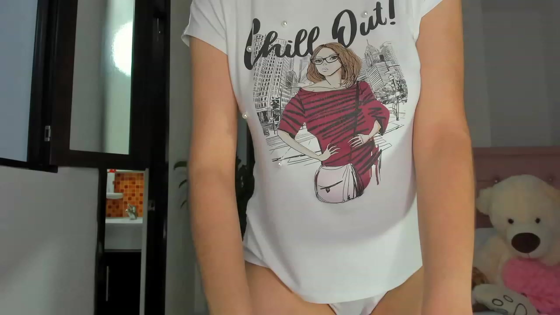 Gallery image thumbnail from Aleja_21's myfreecams stream on, 11/22/2022, 04:04 image 12 of 20