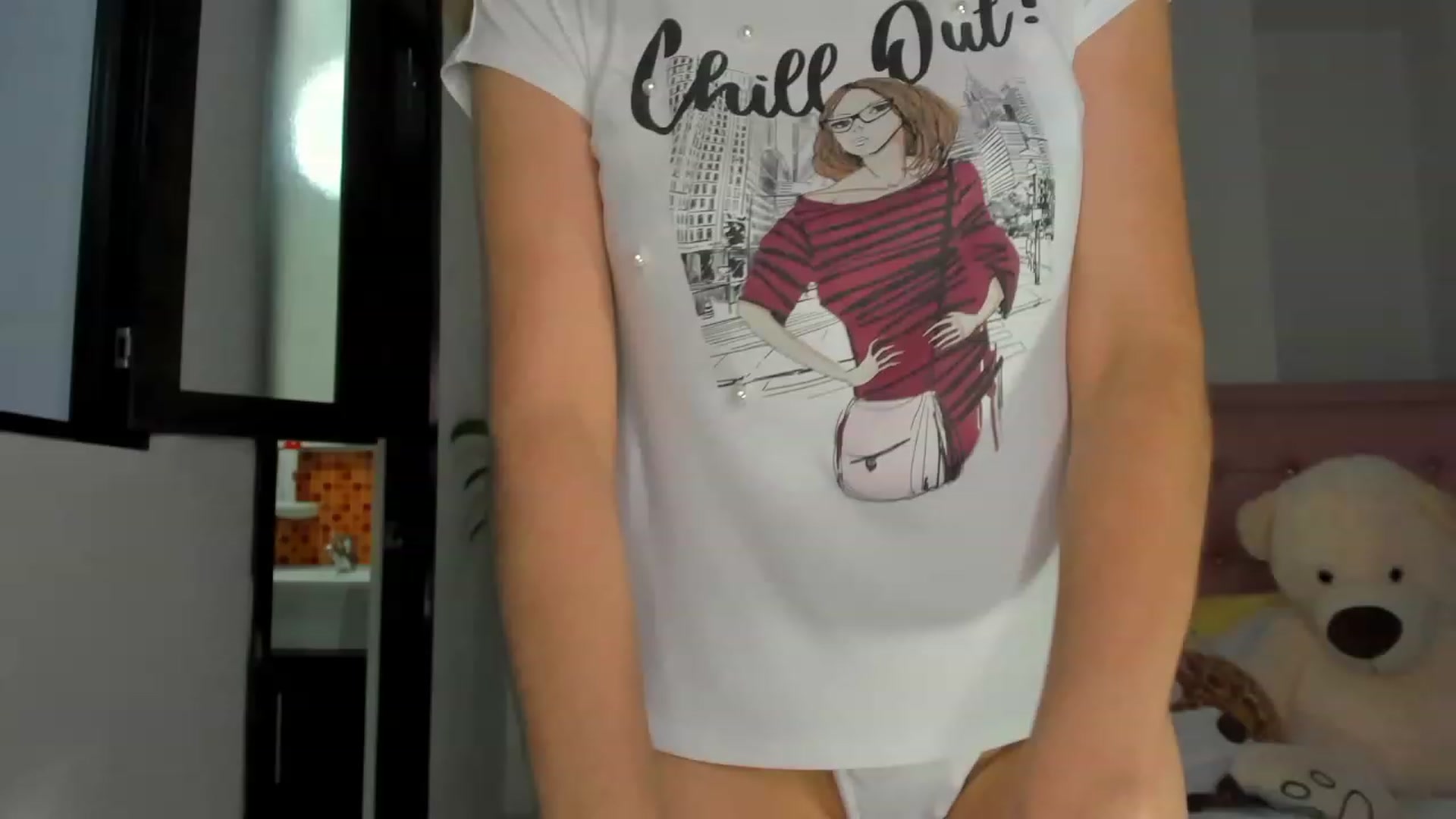 Gallery image thumbnail from Aleja_21's myfreecams stream on, 11/22/2022, 05:08 image 13 of 20
