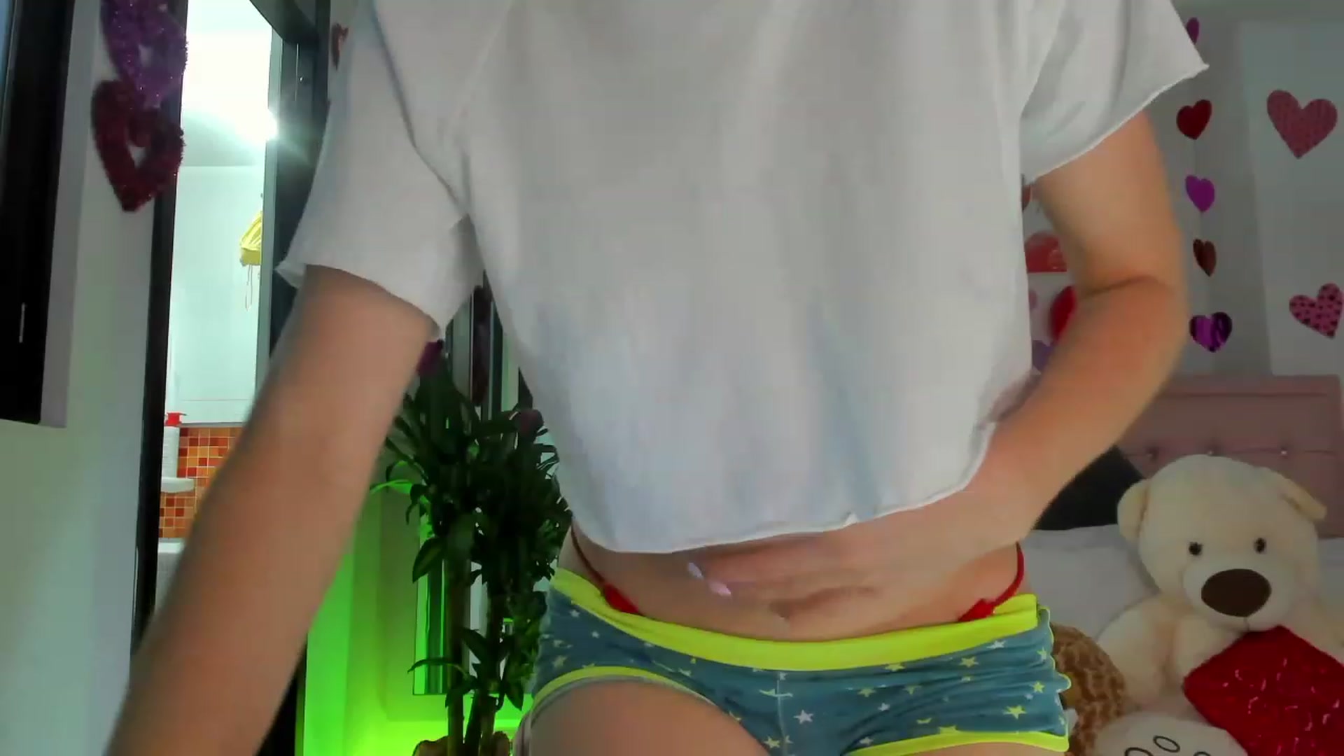 Gallery image thumbnail from Aleja_21's myfreecams stream on, 02/10/2023, 07:04 image 13 of 20