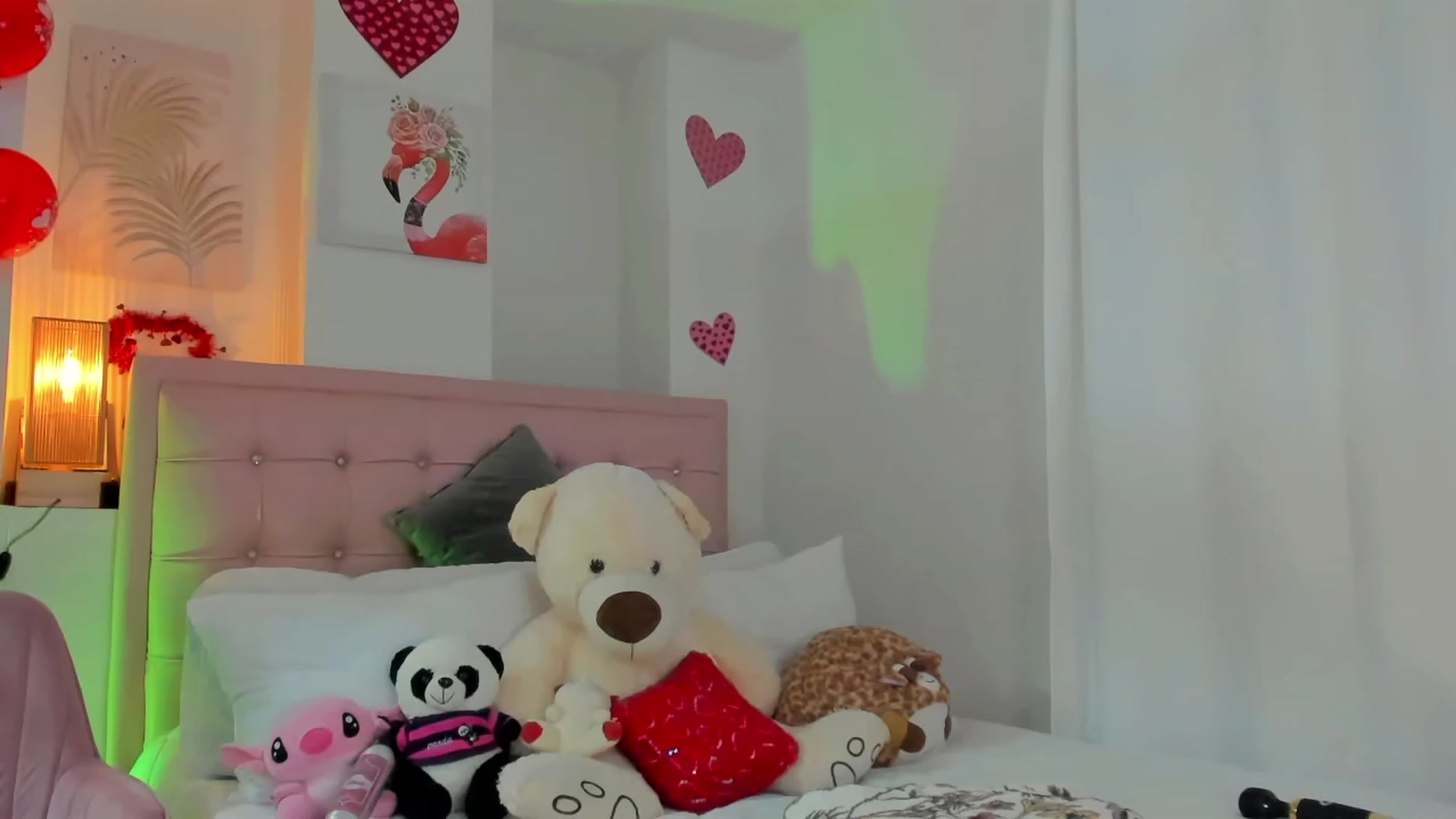 Gallery image thumbnail from Aleja_21's myfreecams stream on, 02/28/2023, 10:02 image 10 of 20