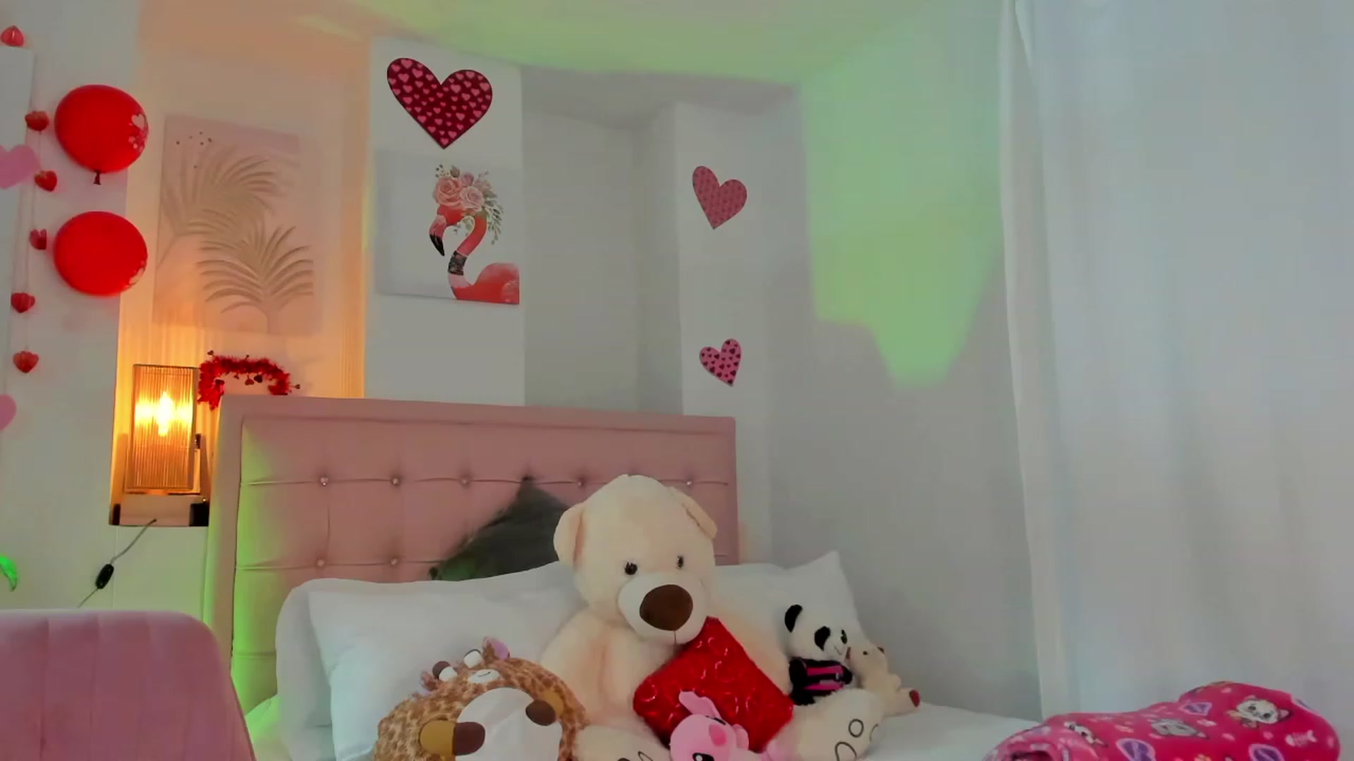 Gallery image thumbnail from Aleja_21's myfreecams stream on, 03/02/2023, 06:44 image 9 of 20