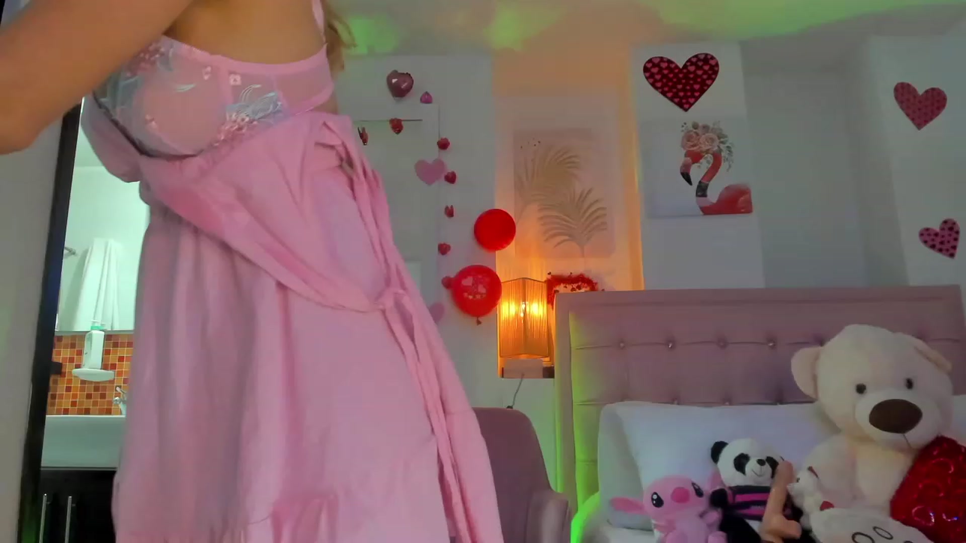 Gallery image thumbnail from Aleja_21's myfreecams stream on, 03/06/2023, 02:23 image 18 of 20