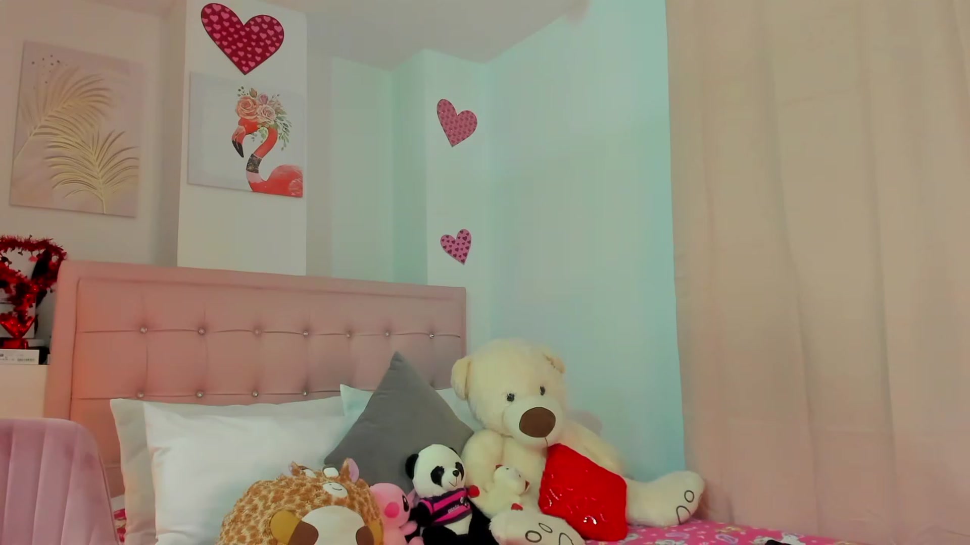 Gallery image thumbnail from Aleja_21's myfreecams stream on, 03/22/2023, 03:02 image 14 of 20