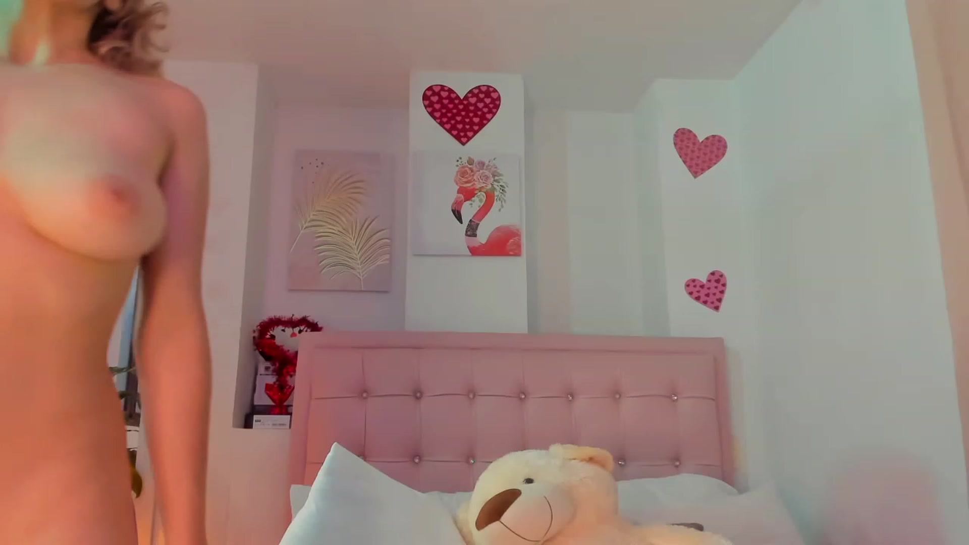 Gallery image thumbnail from Aleja_21's myfreecams stream on, 03/22/2023, 06:21 image 18 of 20