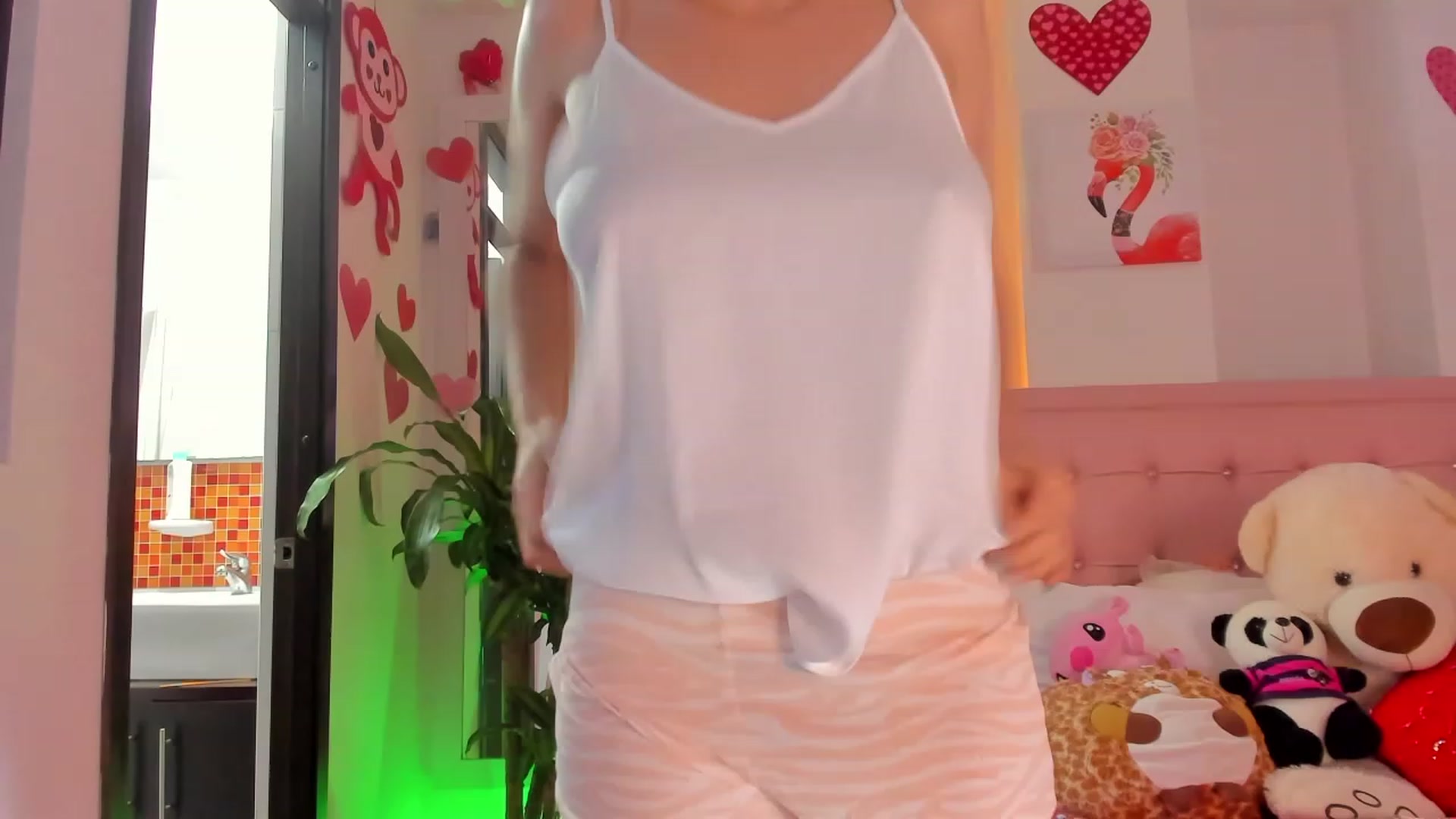 Gallery image thumbnail from Aleja_21's myfreecams stream on, 03/26/2023, 02:28 image 13 of 20