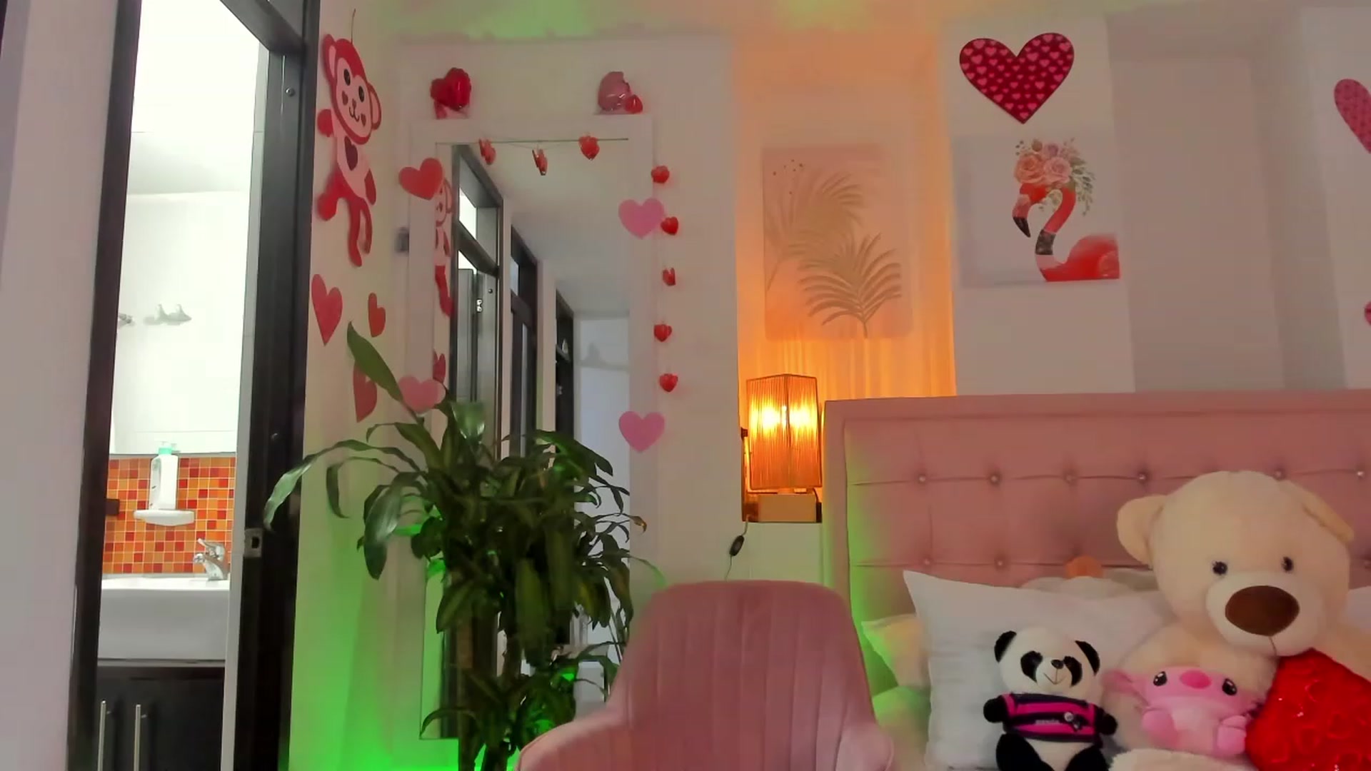 Gallery image thumbnail from Aleja_21's myfreecams stream on, 03/27/2023, 02:00 image 2 of 20