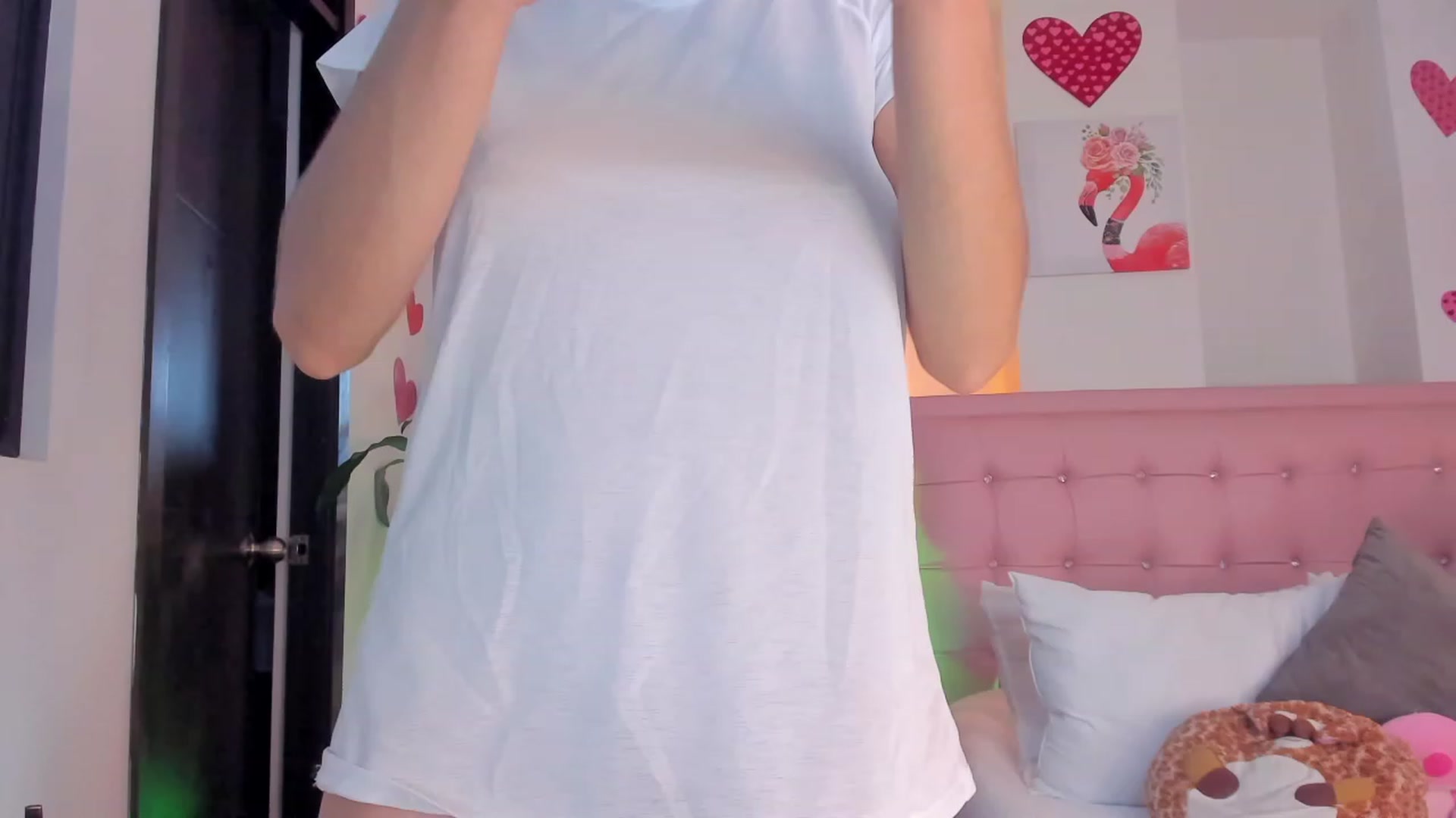 Gallery image thumbnail from Aleja_21's myfreecams stream on, 04/04/2023, 07:56 image 1 of 20