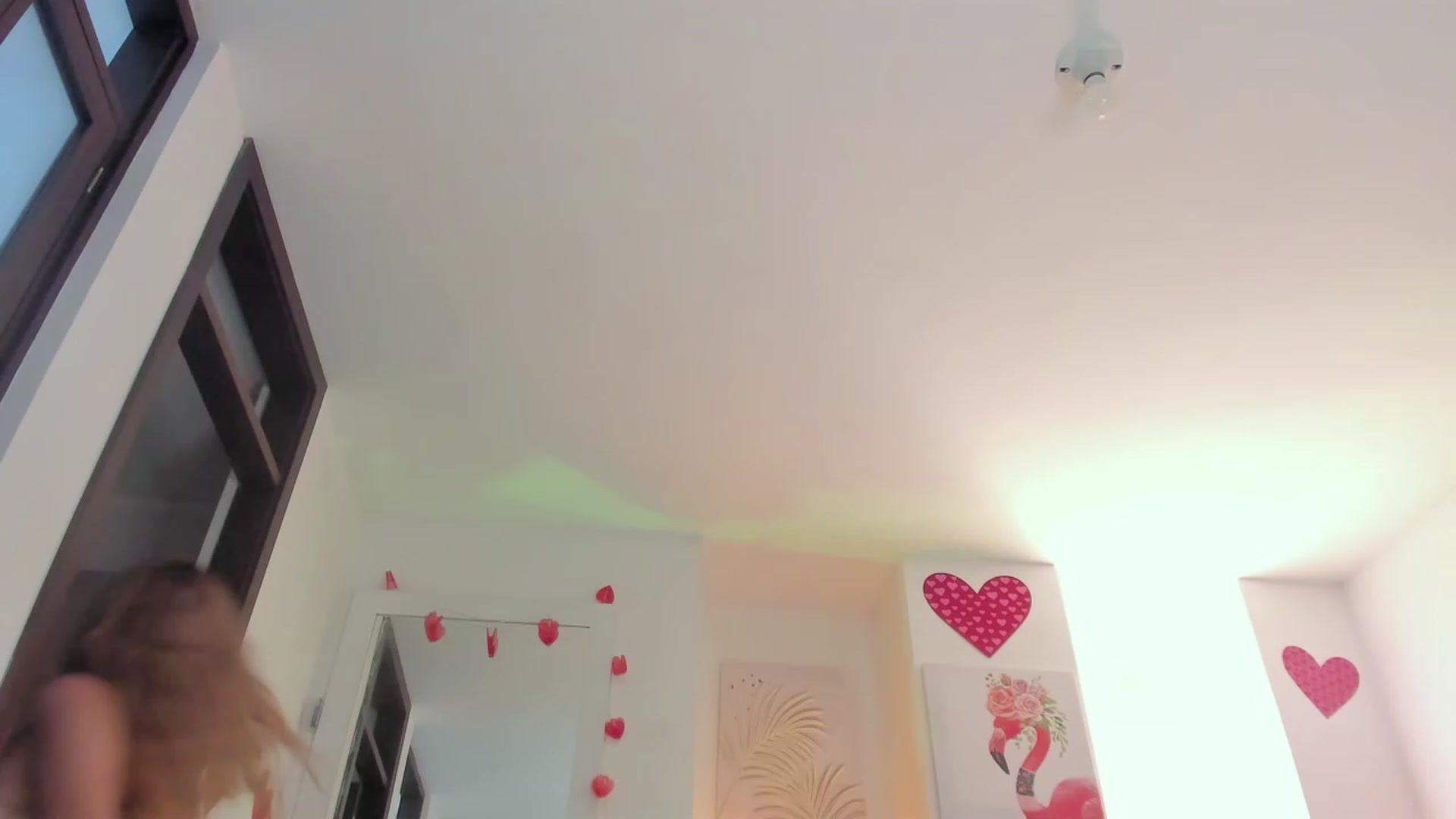 Gallery image thumbnail from Aleja_21's myfreecams stream on, 05/03/2023, 06:51 image 2 of 20