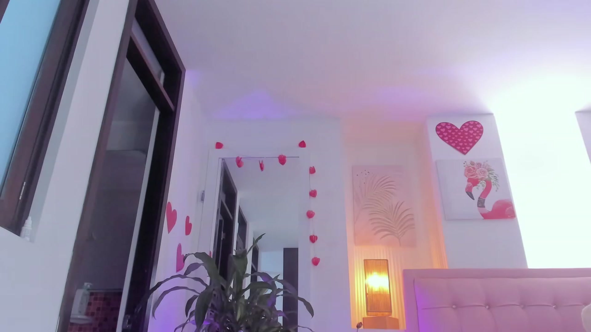 Gallery image thumbnail from Aleja_21's myfreecams stream on, 06/19/2023, 06:26 image 9 of 20