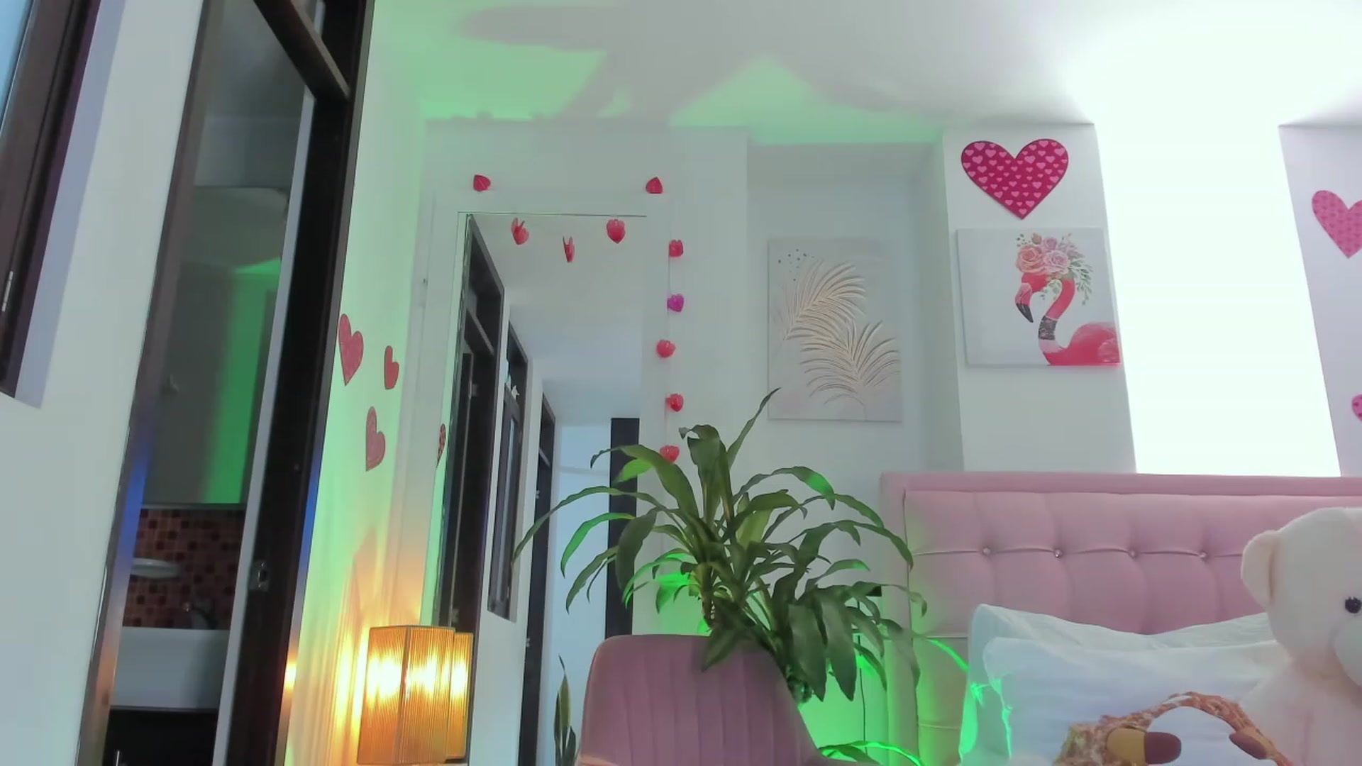 Gallery image thumbnail from Aleja_21's myfreecams stream on, 07/02/2023, 04:47 image 15 of 20