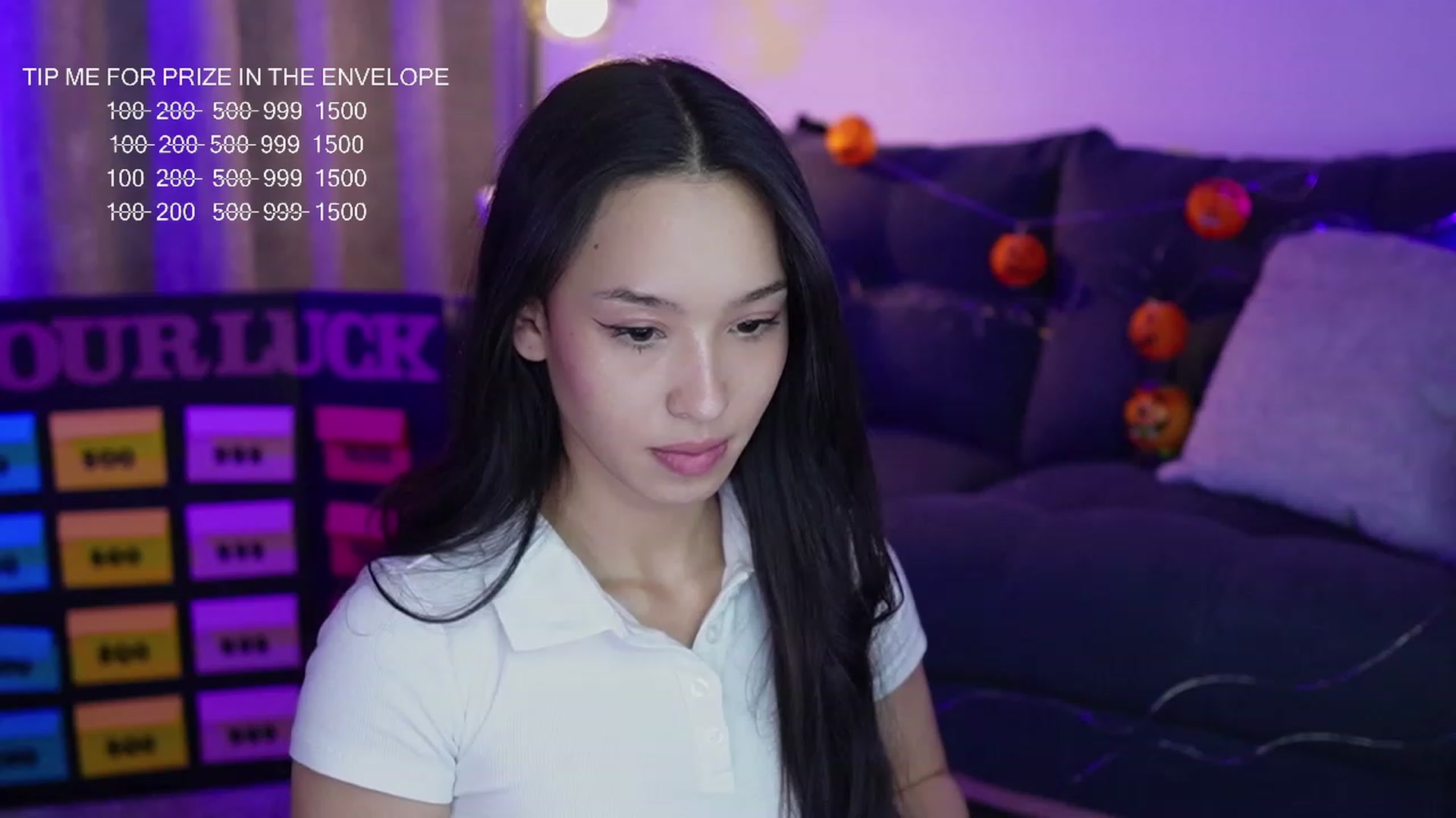 Gallery image thumbnail from Alejaween's myfreecams stream on, 10/24/2023, 15:43 image 4 of 20