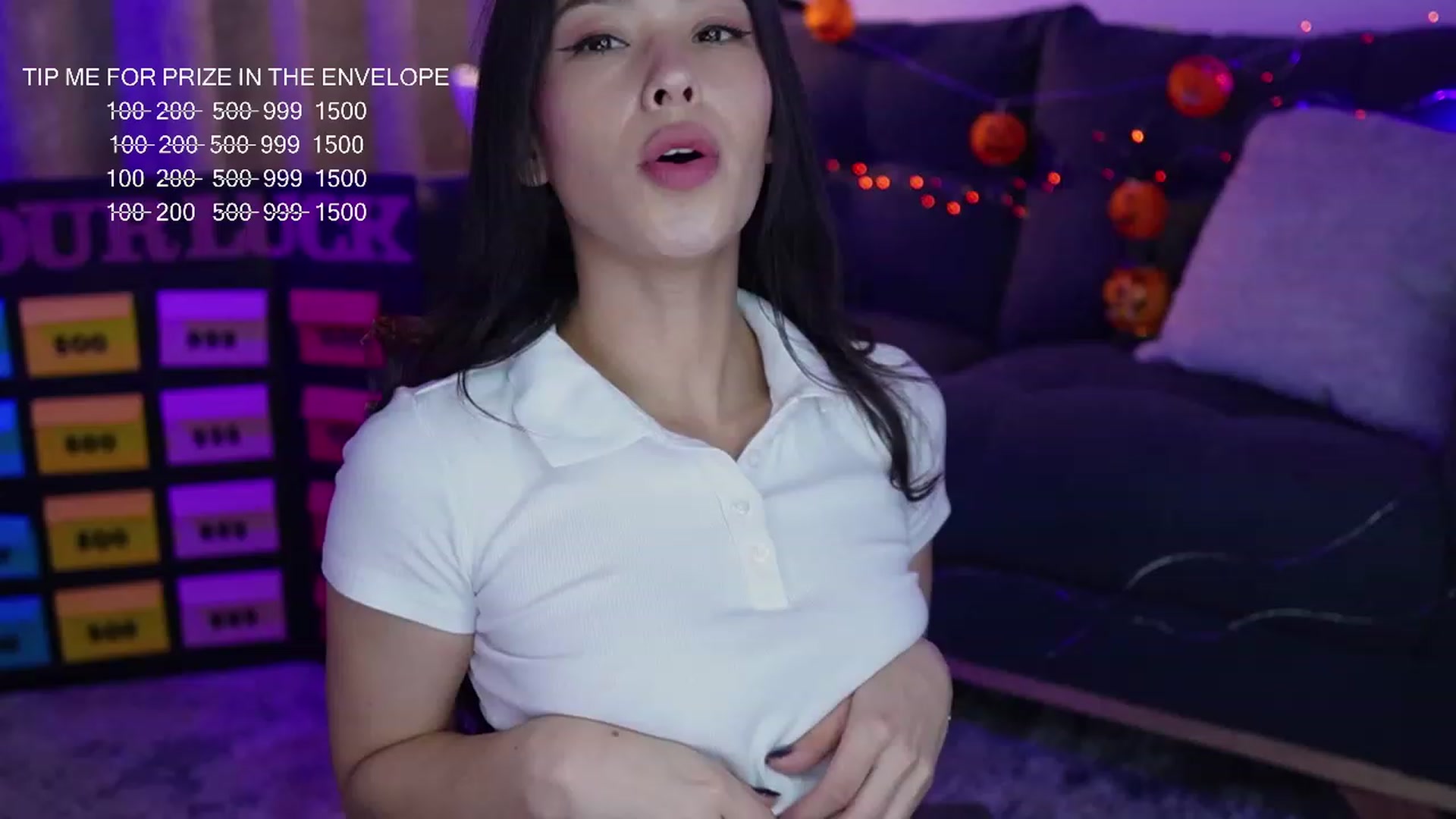 Gallery image thumbnail from Alejaween's myfreecams stream on, 10/24/2023, 15:43 image 5 of 20