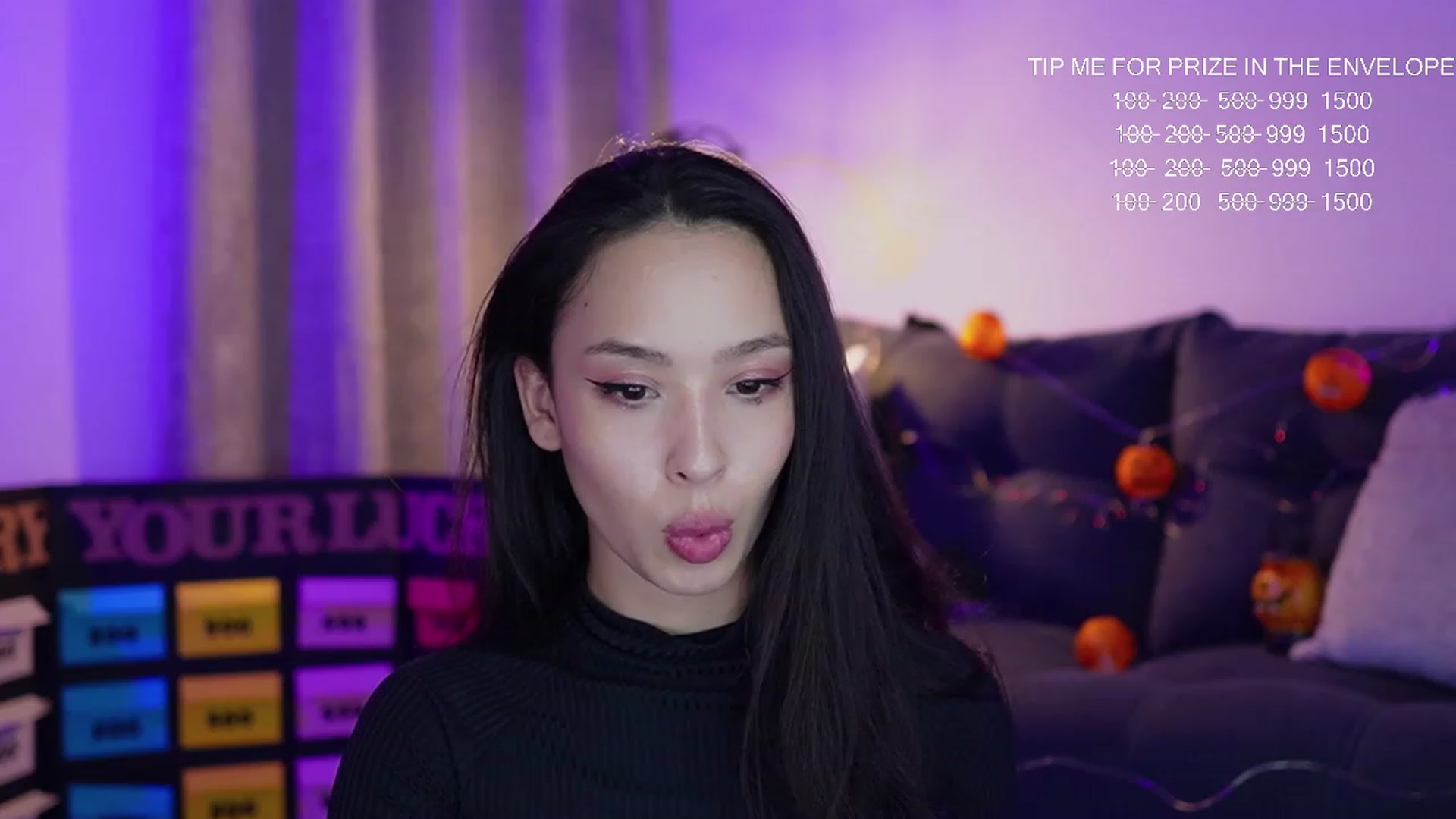 Gallery image thumbnail from Alejaween's myfreecams stream on, 10/25/2023, 05:14 image 7 of 20