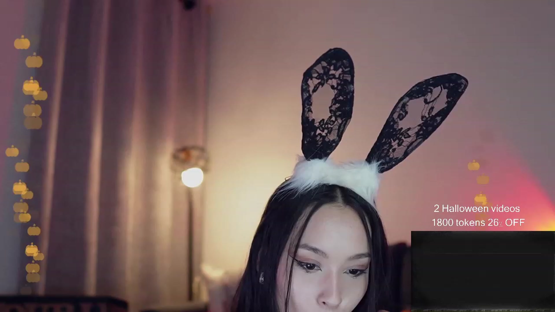 Gallery image thumbnail from Alejaween's myfreecams stream on, 10/28/2023, 06:23 image 14 of 20