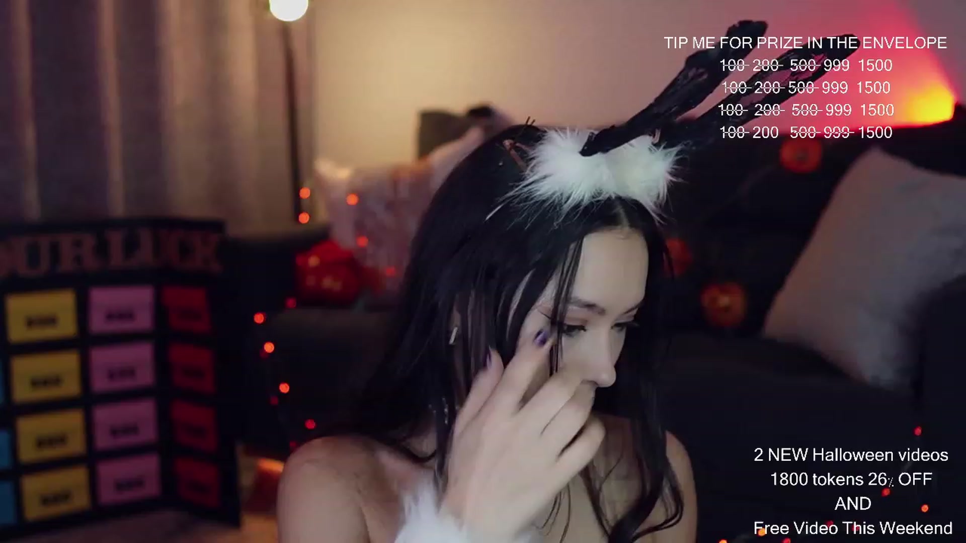 Gallery image thumbnail from Alejaween's myfreecams stream on, 10/28/2023, 07:30 image 9 of 20